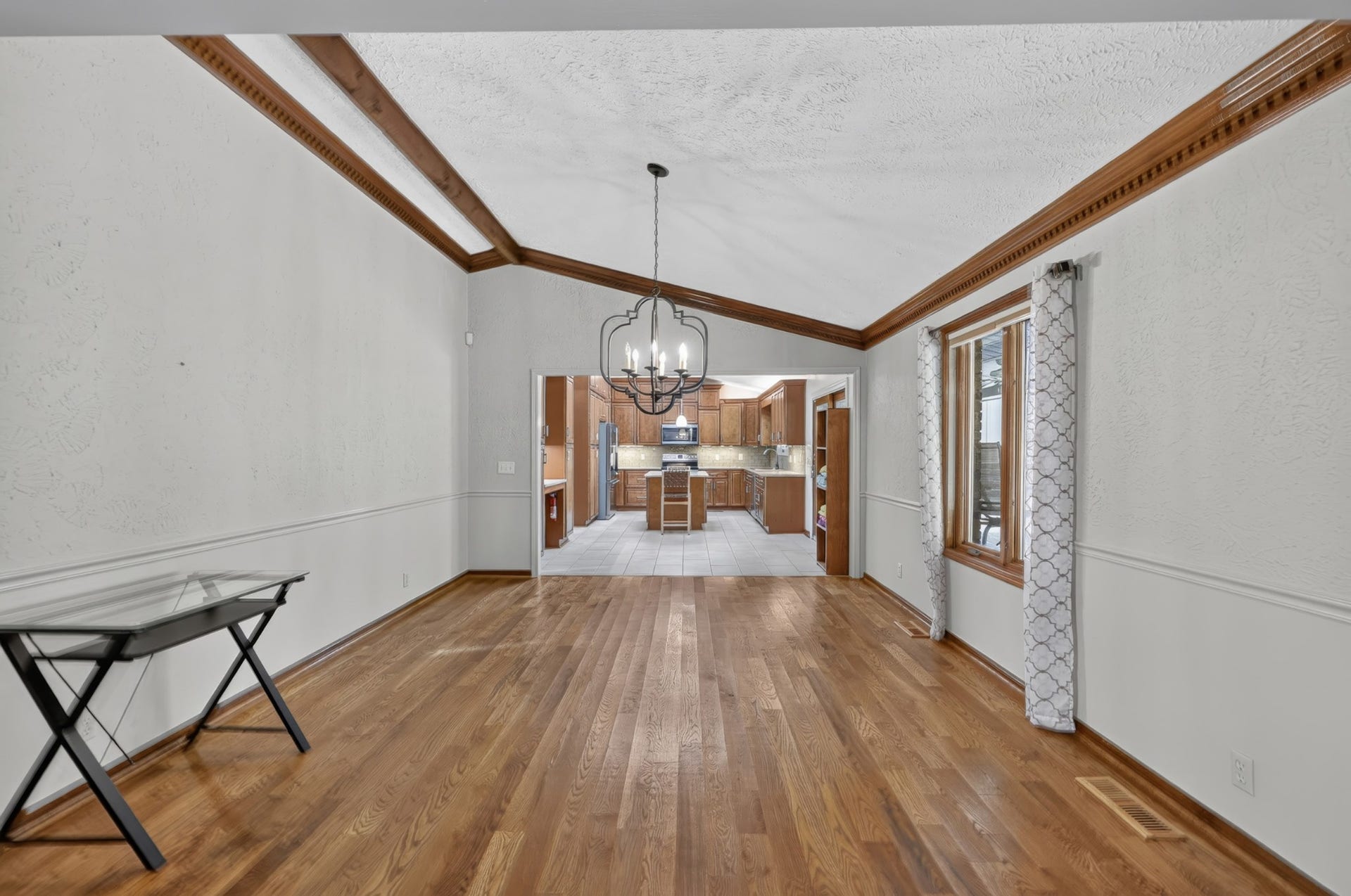 8100 Charlotte Pike, Nashville, TN 37221 8100 Charlotte Pike, Nashville, TN 37221