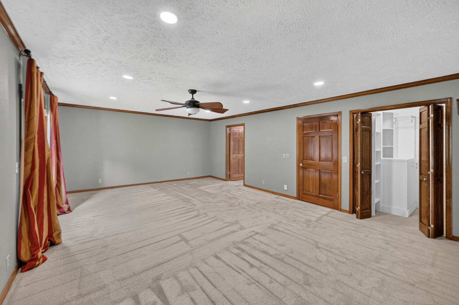 8100 Charlotte Pike, Nashville, TN 37221 8100 Charlotte Pike, Nashville, TN 37221