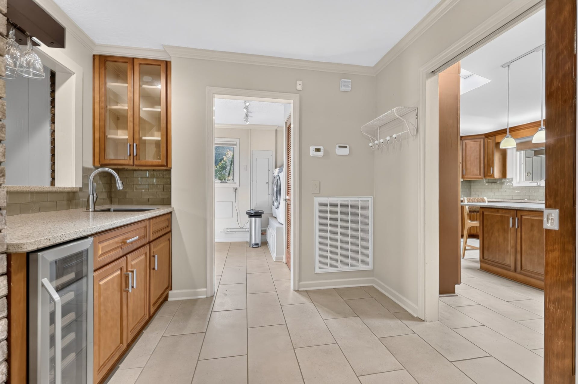 8100 Charlotte Pike, Nashville, TN 37221 8100 Charlotte Pike, Nashville, TN 37221