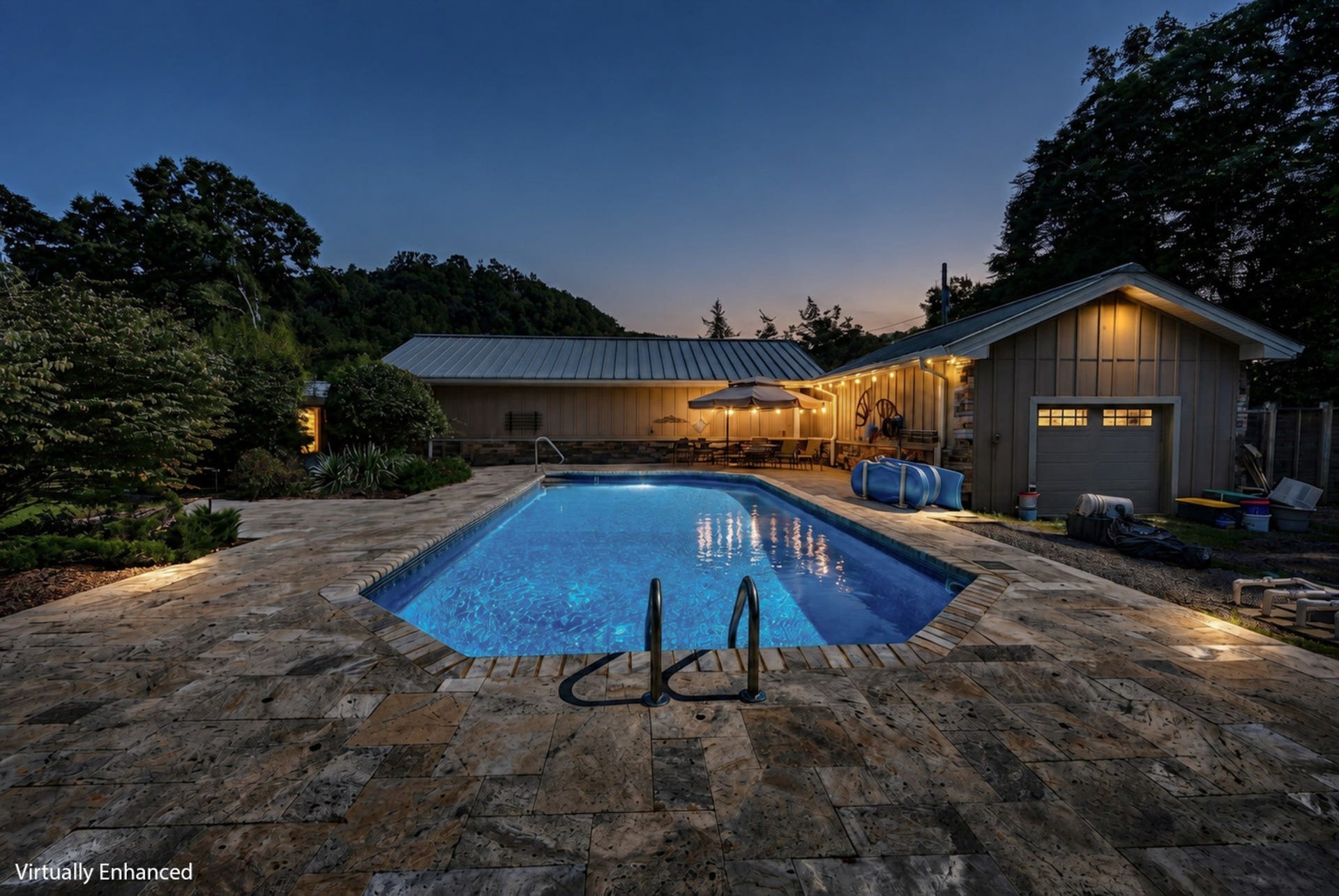 8100 Charlotte Pike, Nashville, TN 37221 8100 Charlotte Pike, Nashville, TN 37221