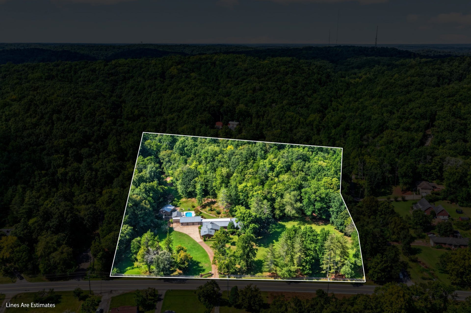 8100 Charlotte Pike, Nashville, TN 37221 8100 Charlotte Pike, Nashville, TN 37221