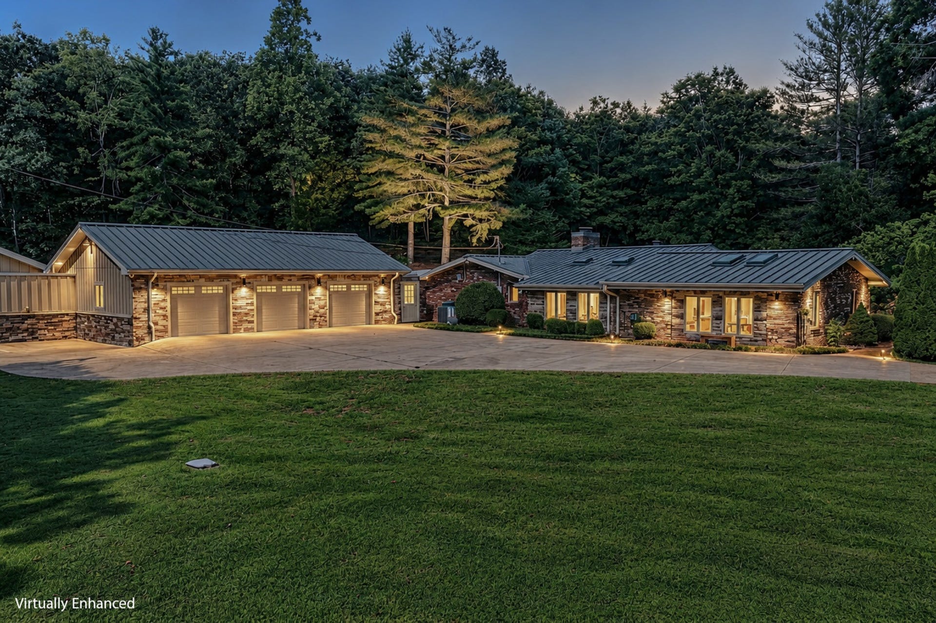 8100 Charlotte Pike, Nashville, TN 37221 Evening STUNNER