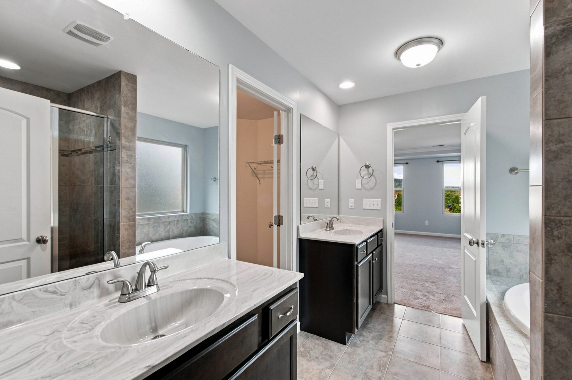 1457 Scarcroft Ln, Nashville, TN 37221