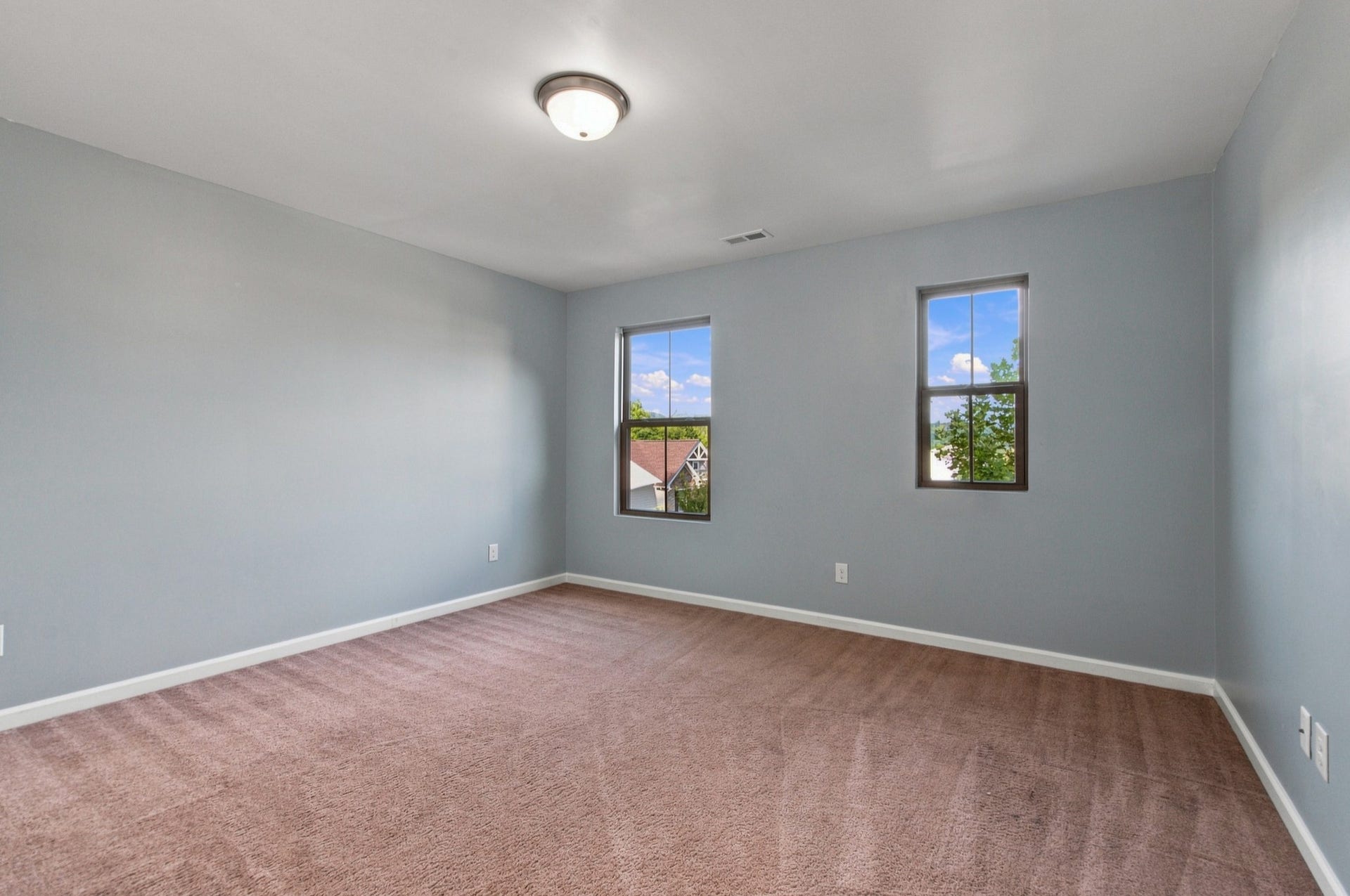 1457 Scarcroft Ln, Nashville, TN 37221