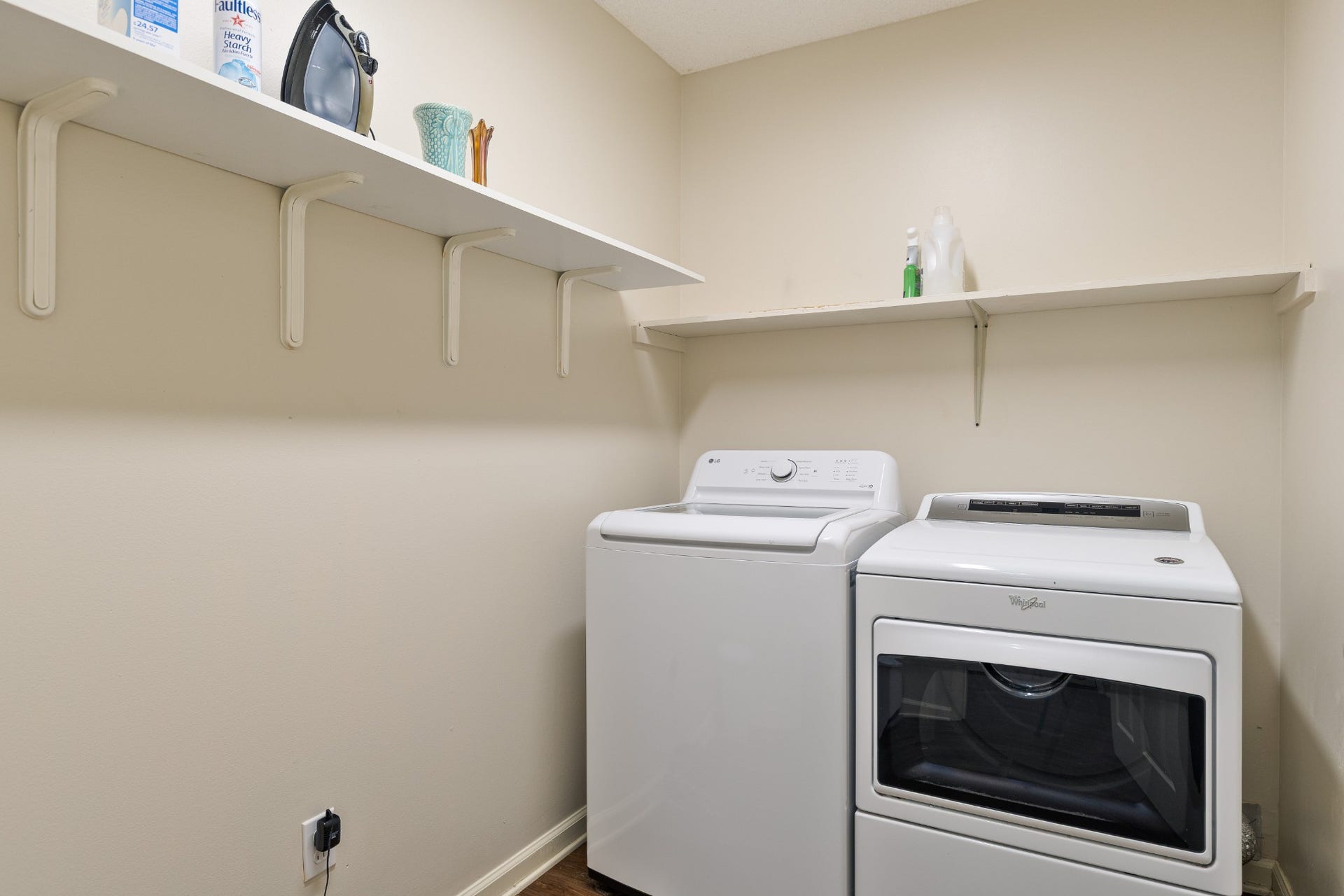 228 Megan Cir, Shelbyville, TN 37160 228 Megan Cir, Shelbyville, TN 37160