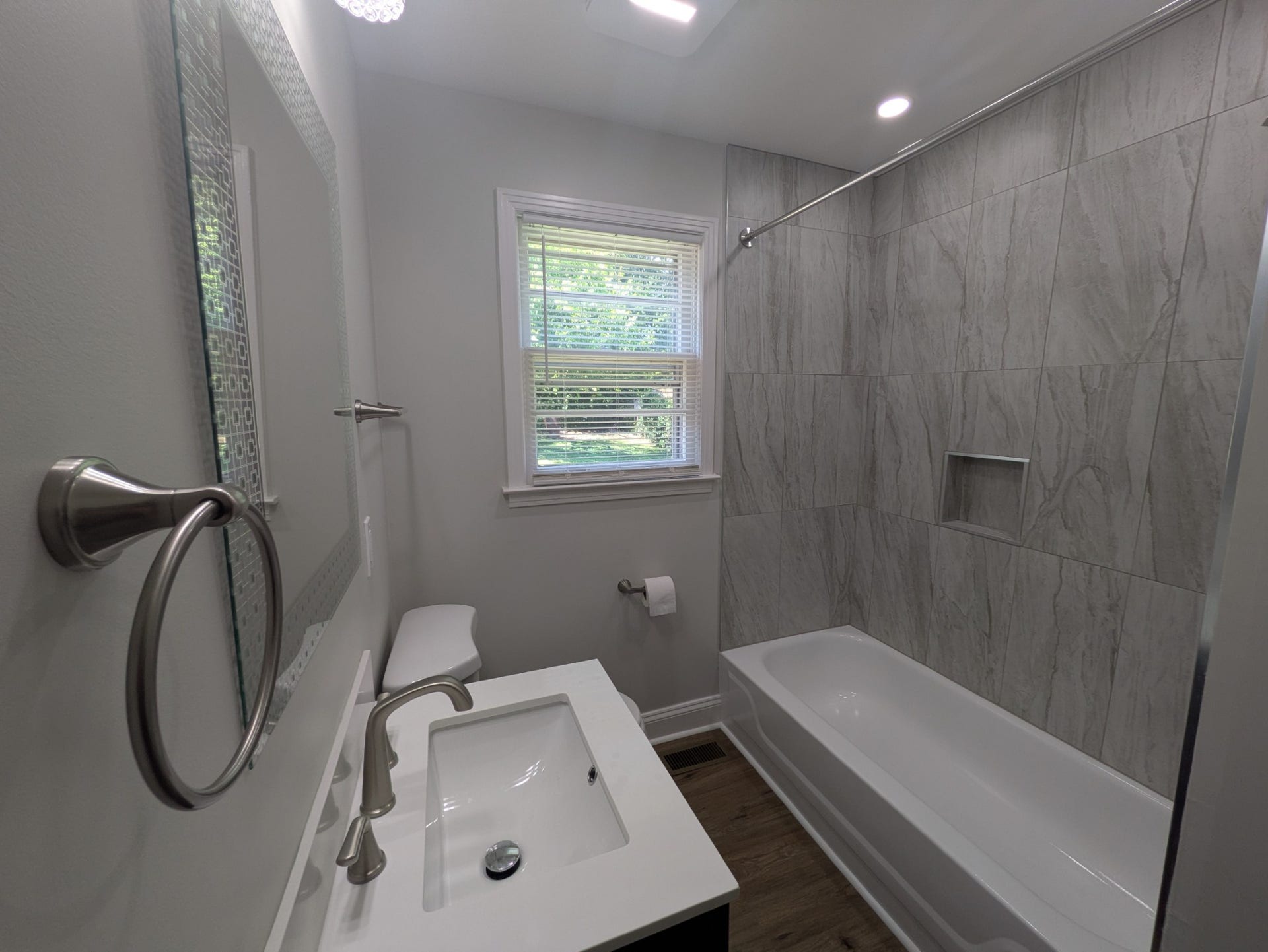3705 Hewlett Dr, Nashville, TN 37211 3705 Hewlett Dr, Nashville, TN 37211