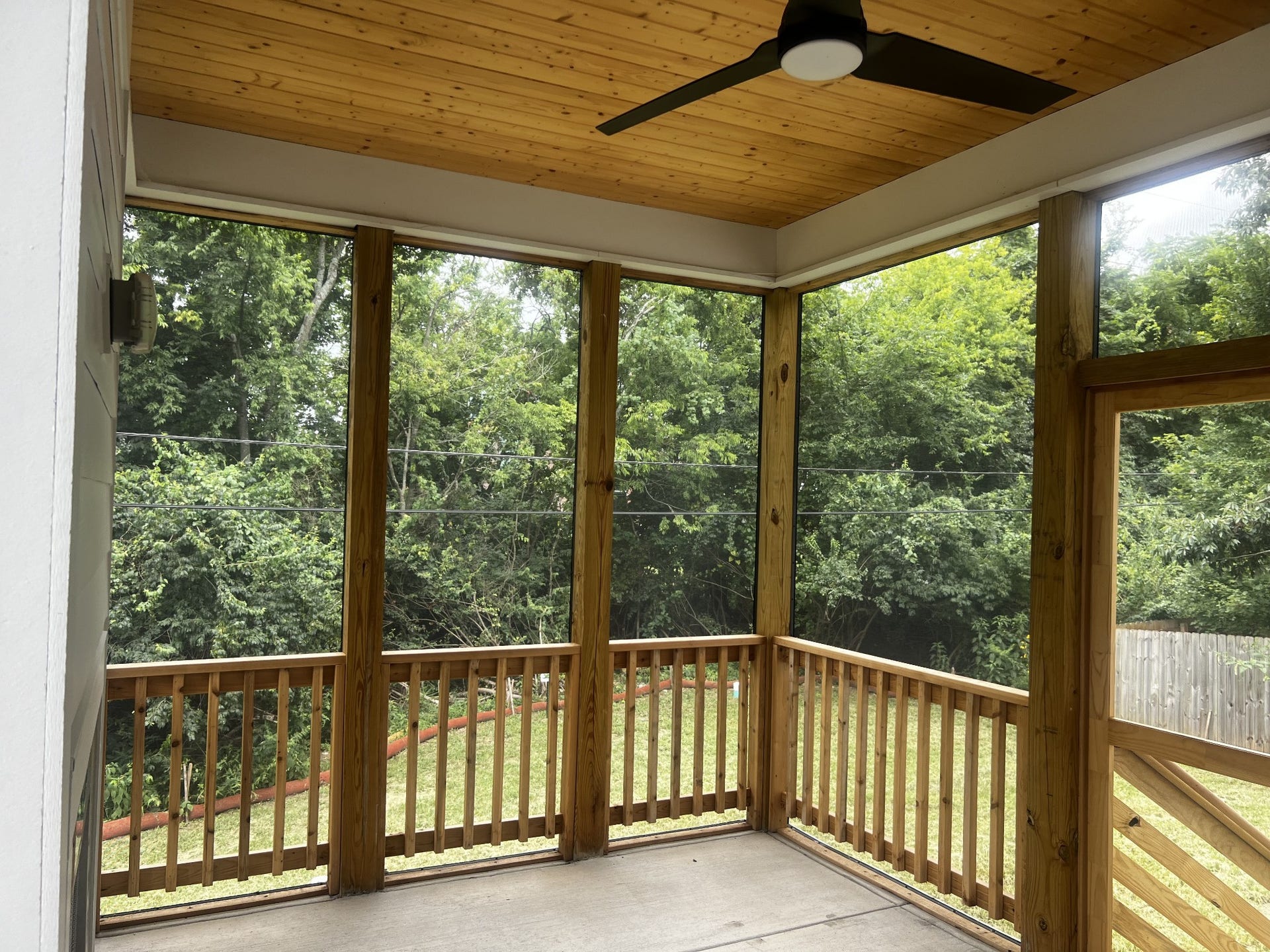5555 Knob Rd, Nashville, TN 37209 5555 Knob Rd, Nashville, TN 37209