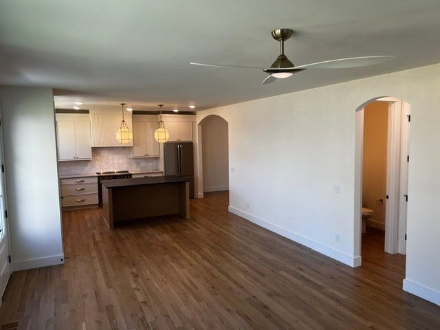 5555 Knob Rd, Nashville, TN 37209 5555 Knob Rd, Nashville, TN 37209