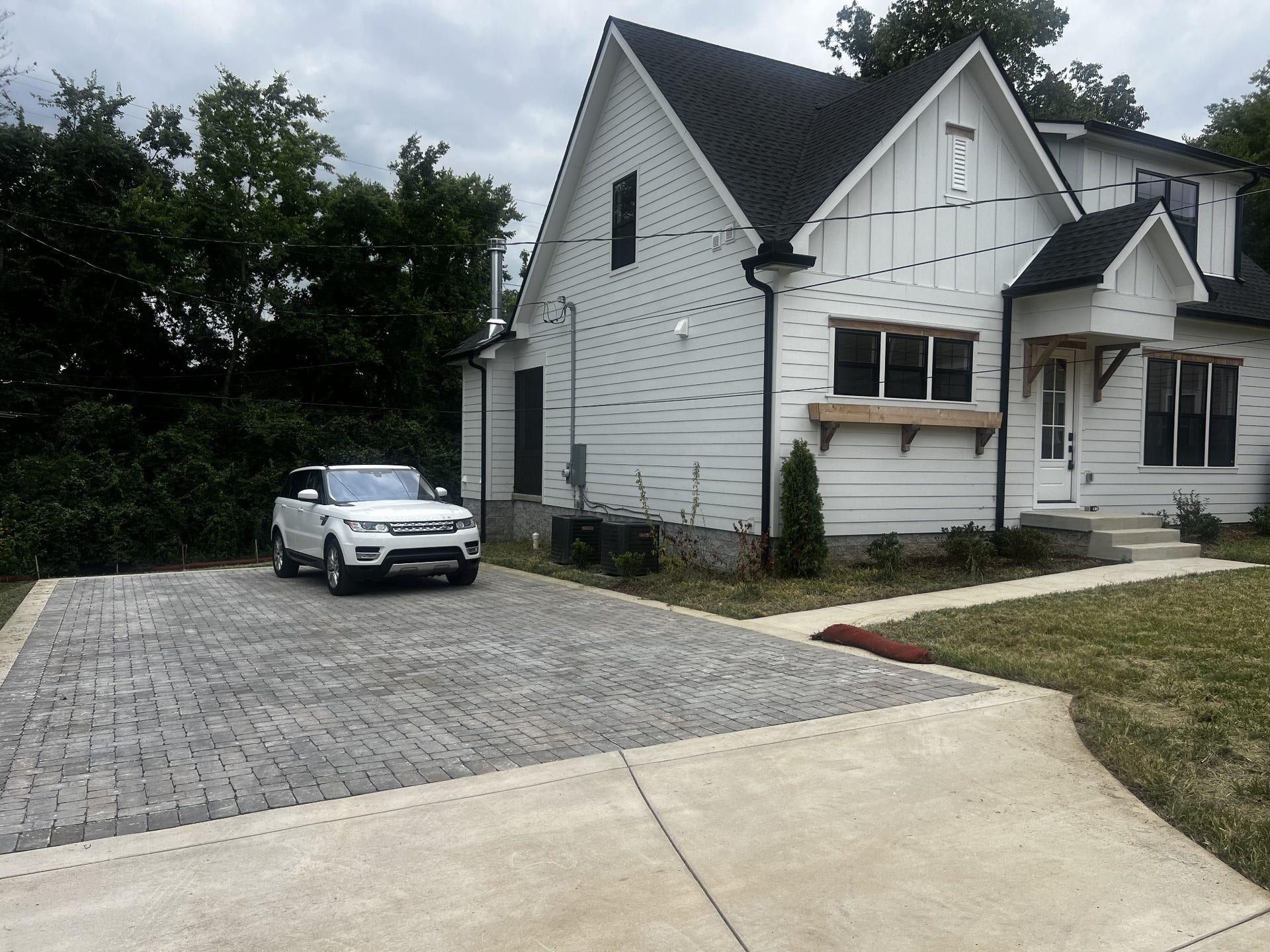 5555 Knob Rd, Nashville, TN 37209 5555 Knob Rd, Nashville, TN 37209