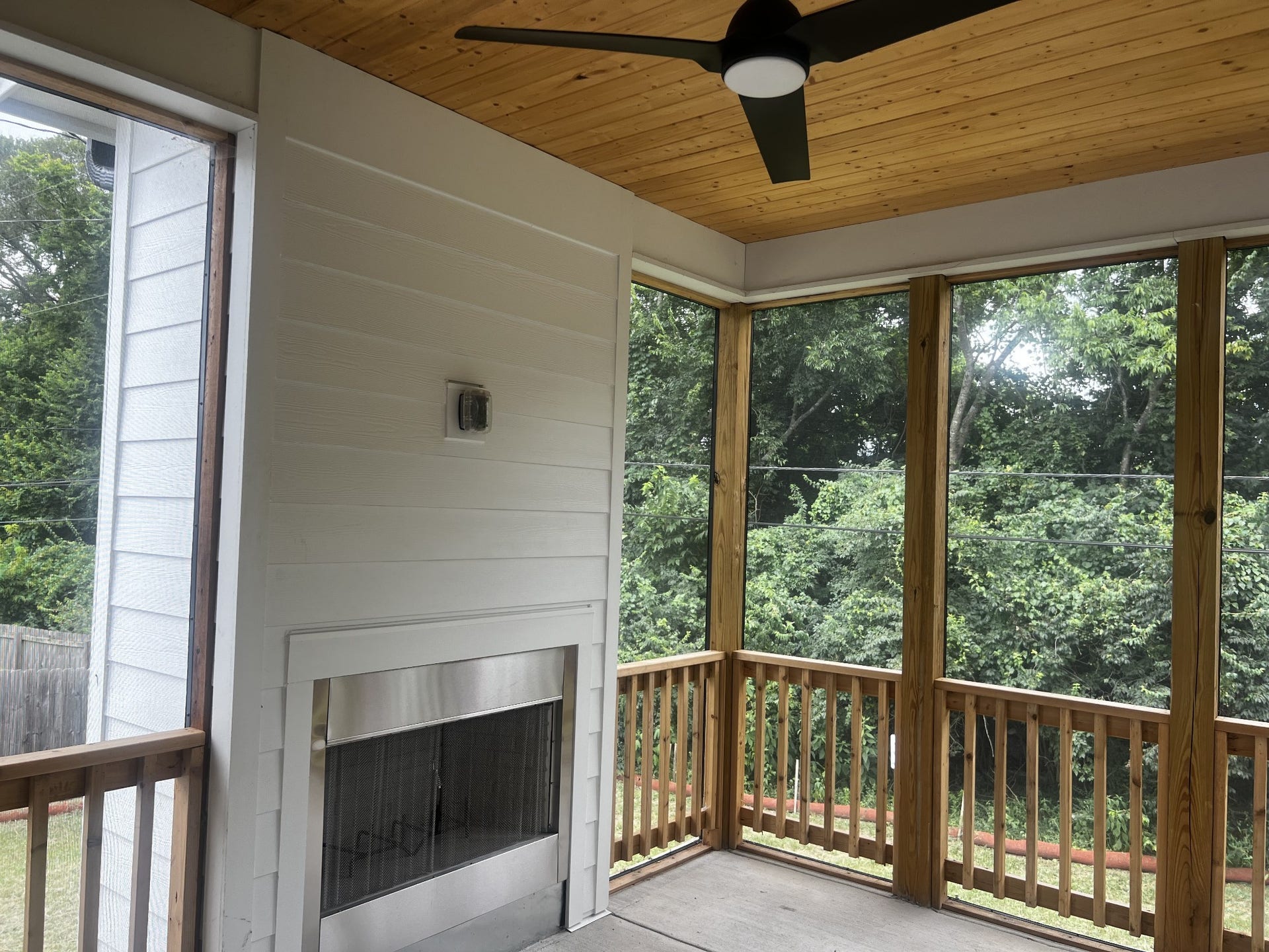 5555 Knob Rd, Nashville, TN 37209 5555 Knob Rd, Nashville, TN 37209