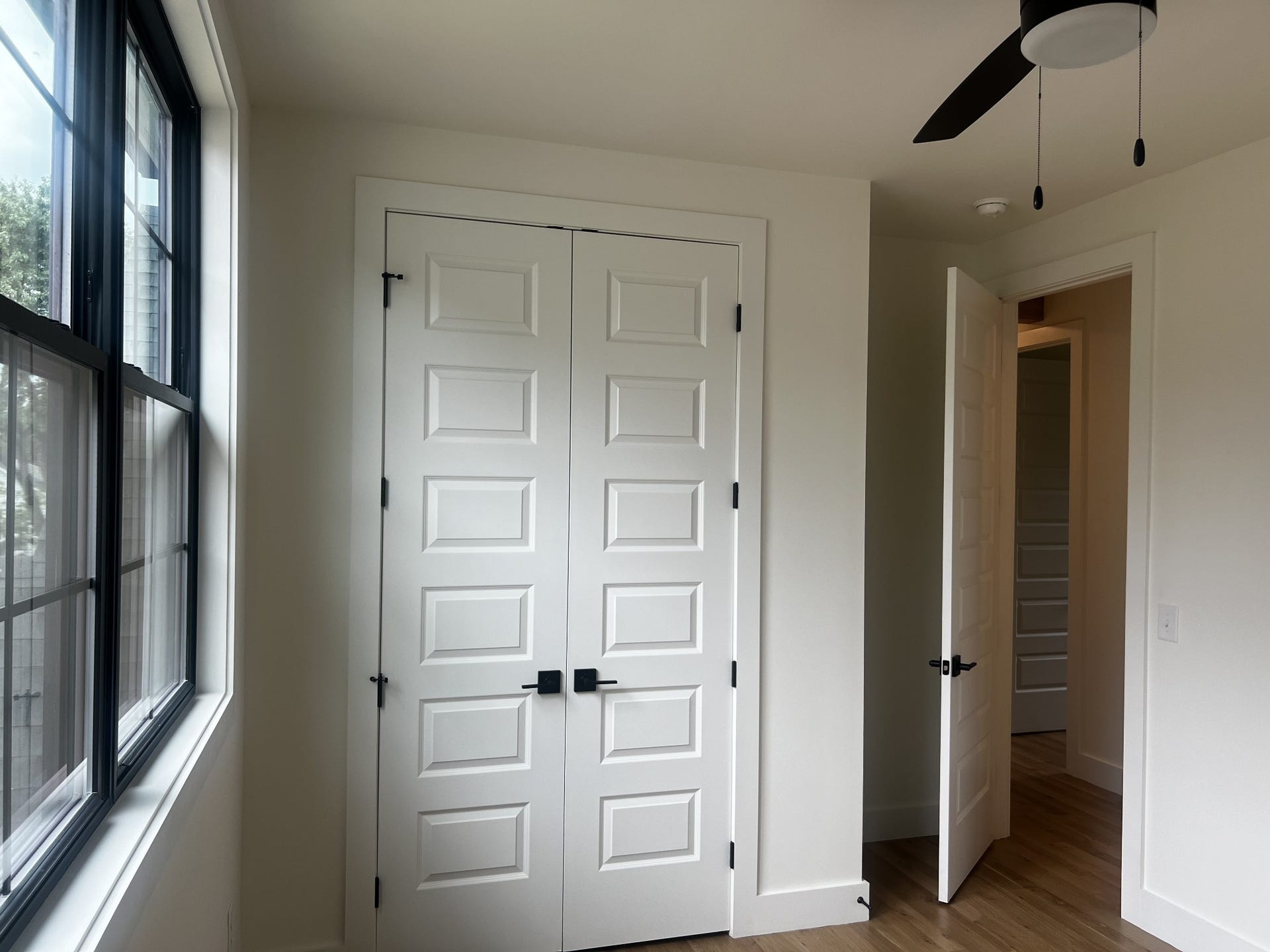 5555 Knob Rd, Nashville, TN 37209 5555 Knob Rd, Nashville, TN 37209