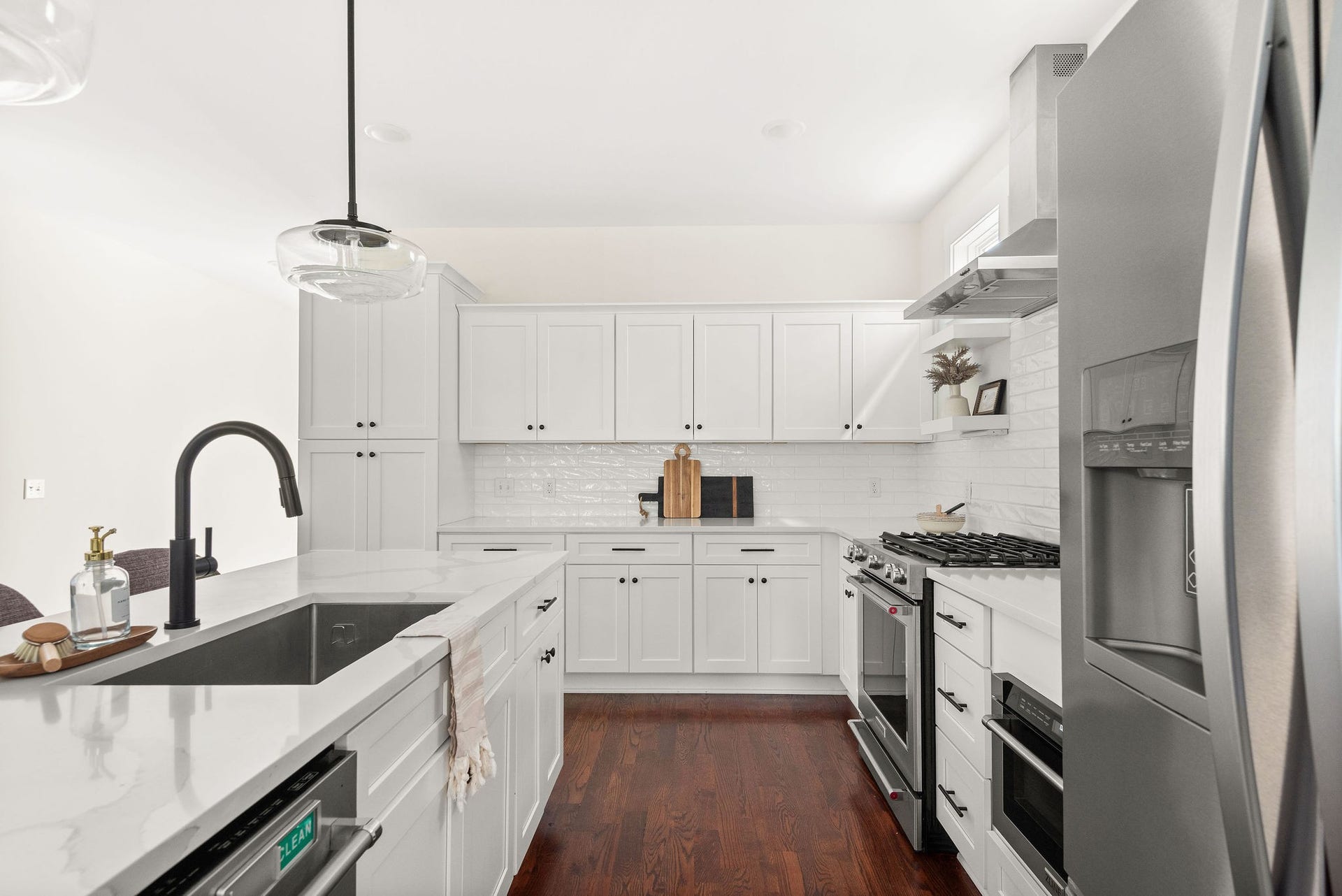 827 Watts Ln, Nashville, TN 37209 827 Watts Ln, Nashville, TN 37209