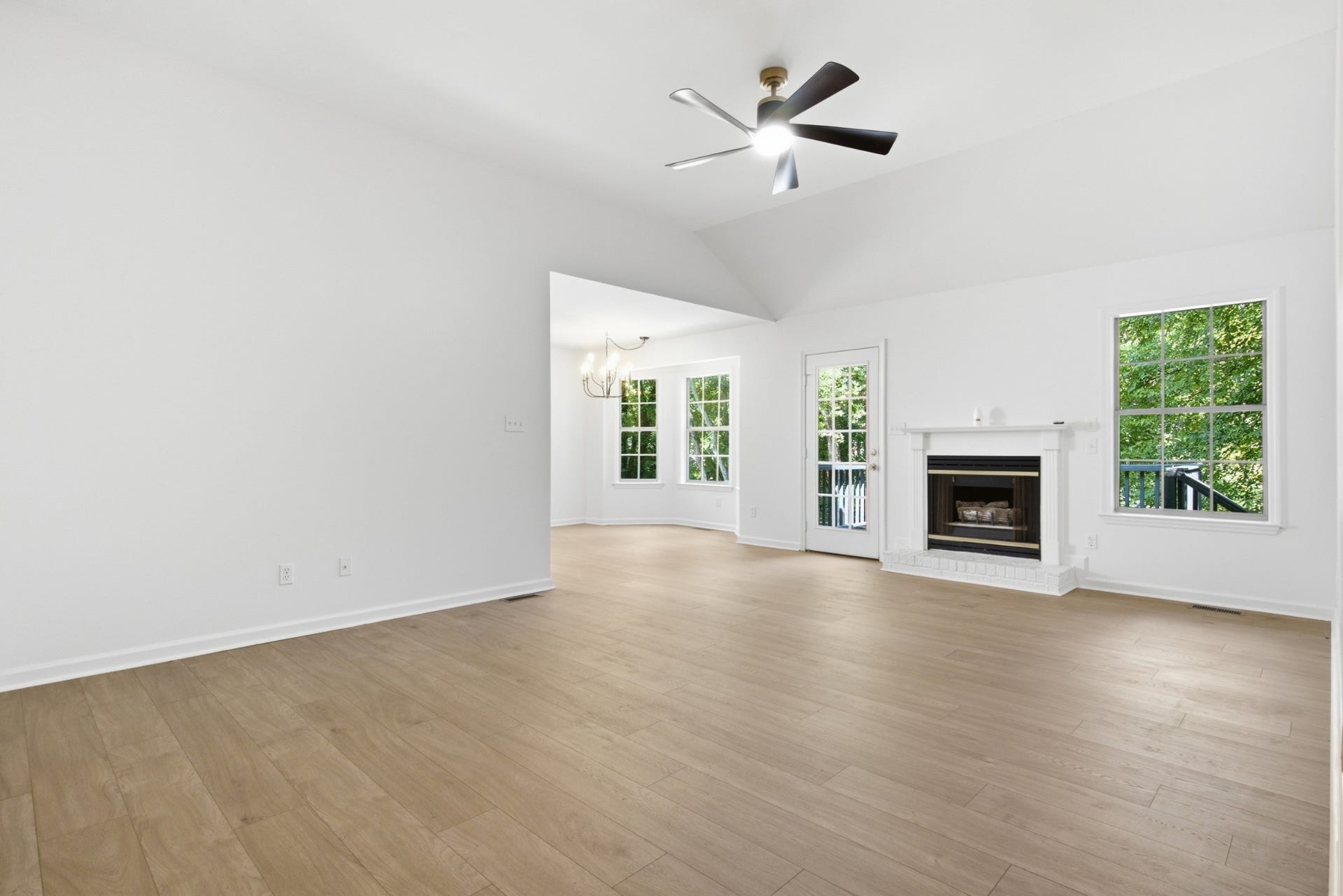 208 Valley Dr, Columbia, TN 38401 208 Valley Dr, Columbia, TN 38401