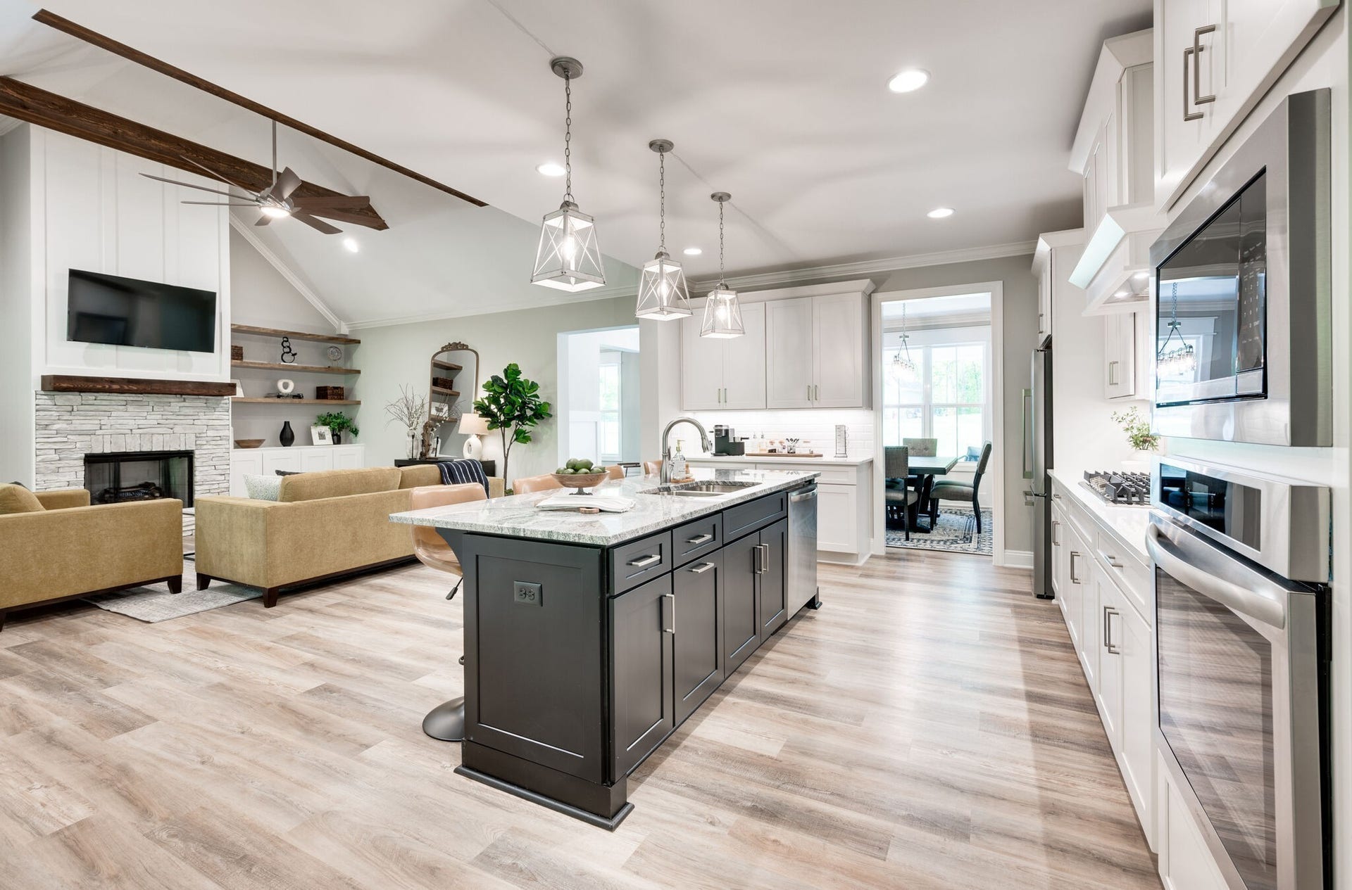 545 Delacy, Fairview, TN 37062 Open floor plan
