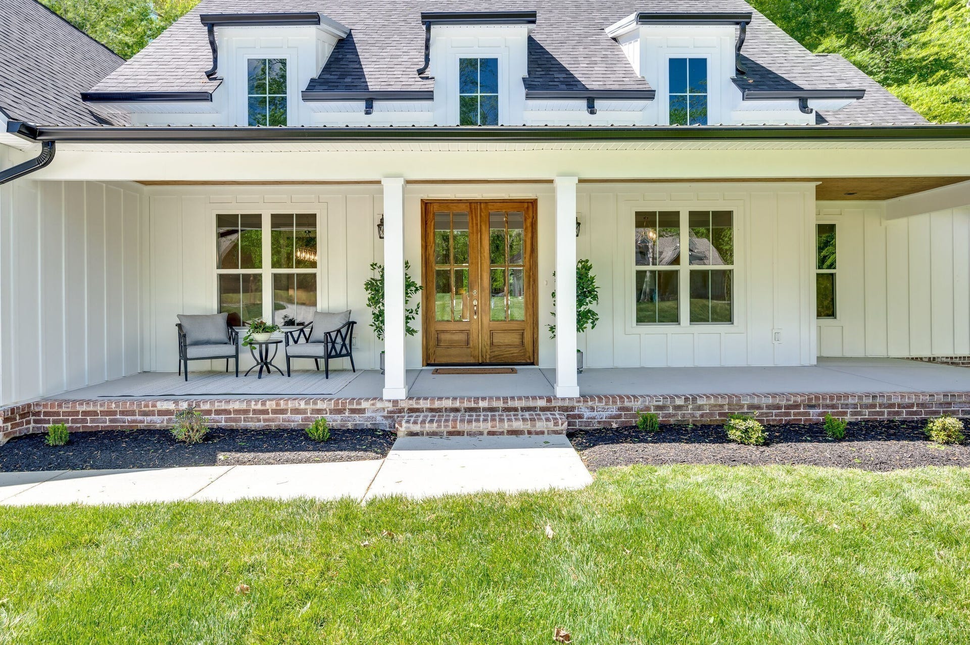 545 Delacy, Fairview, TN 37062 Perfect spot for your morning coffee