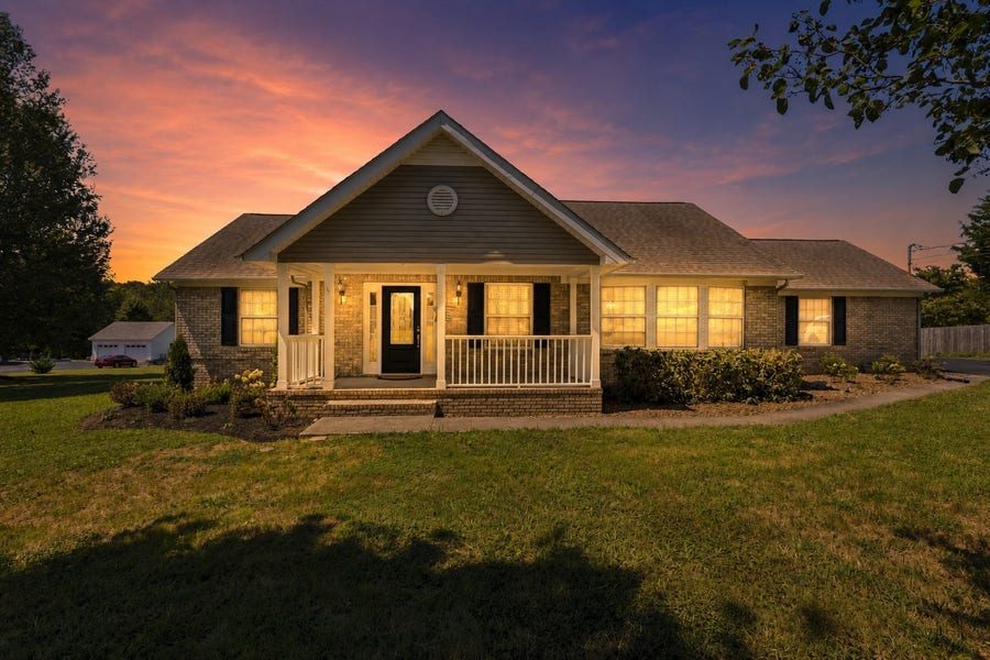 Property photo for 306 Davis Green Ln, Spring Hill, TN