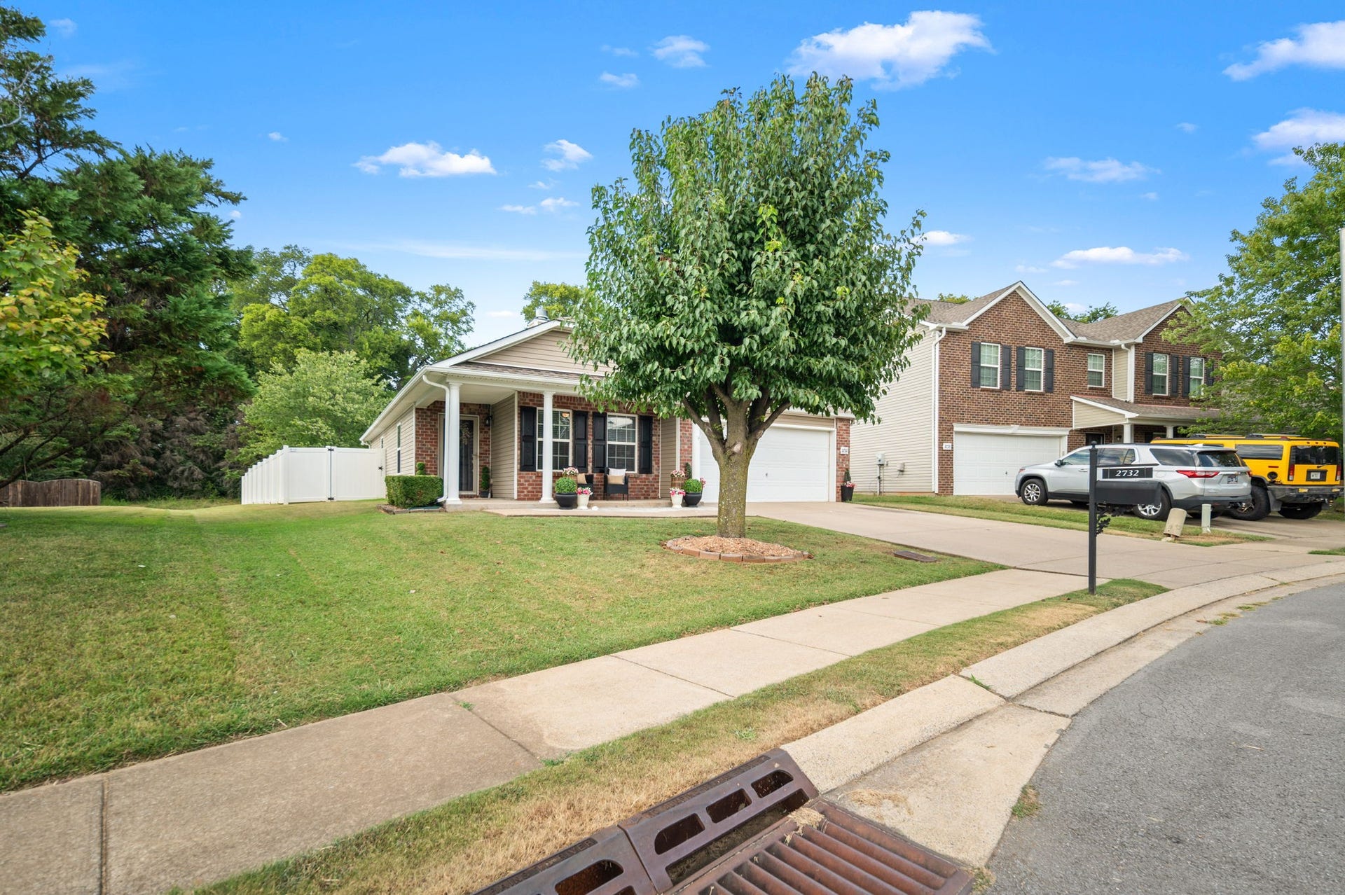 2732 Miranda Dr, Murfreesboro, TN 37128 2732 Miranda Dr, Murfreesboro, TN 37128