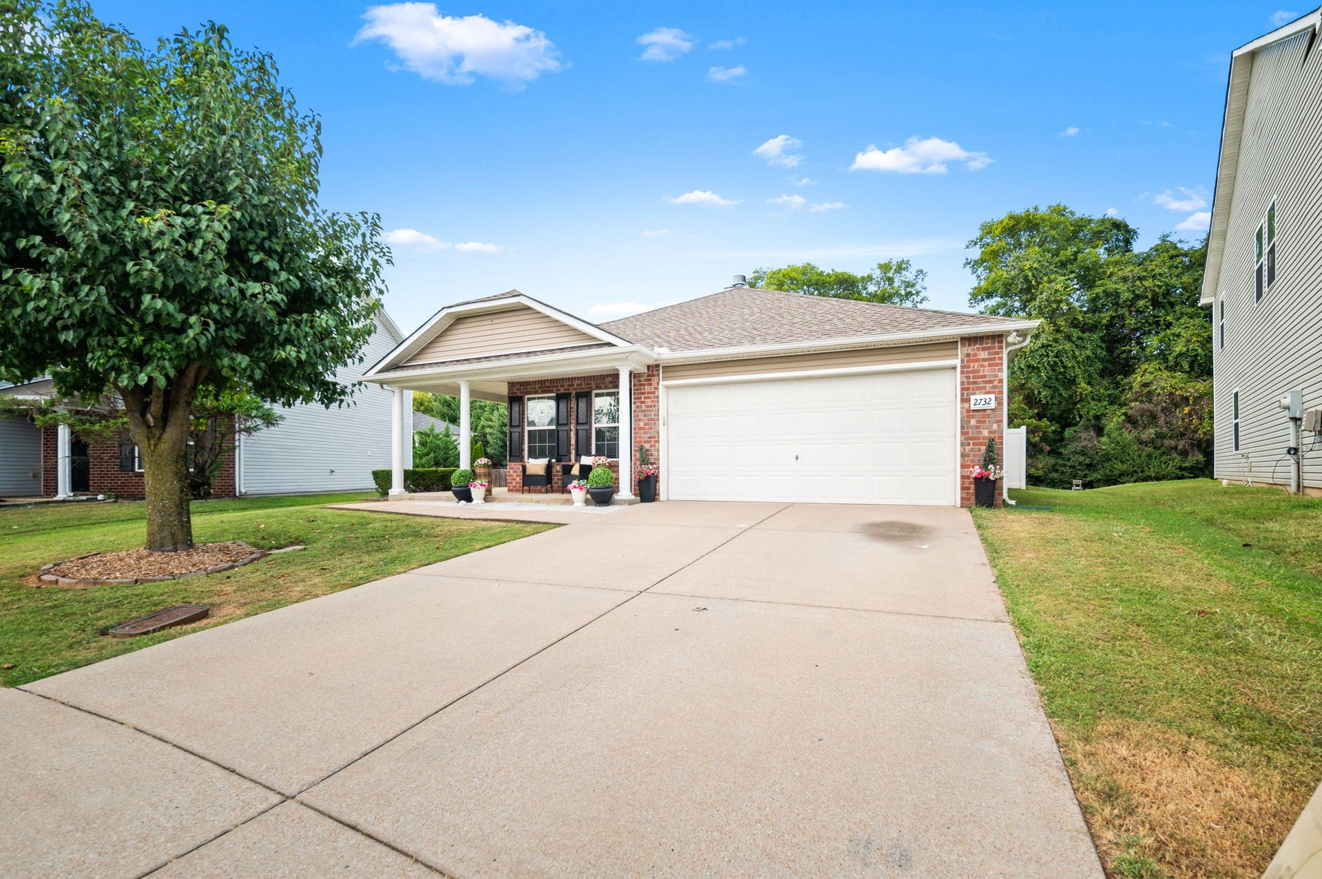 2732 Miranda Dr, Murfreesboro, TN 37128 2732 Miranda Dr, Murfreesboro, TN 37128