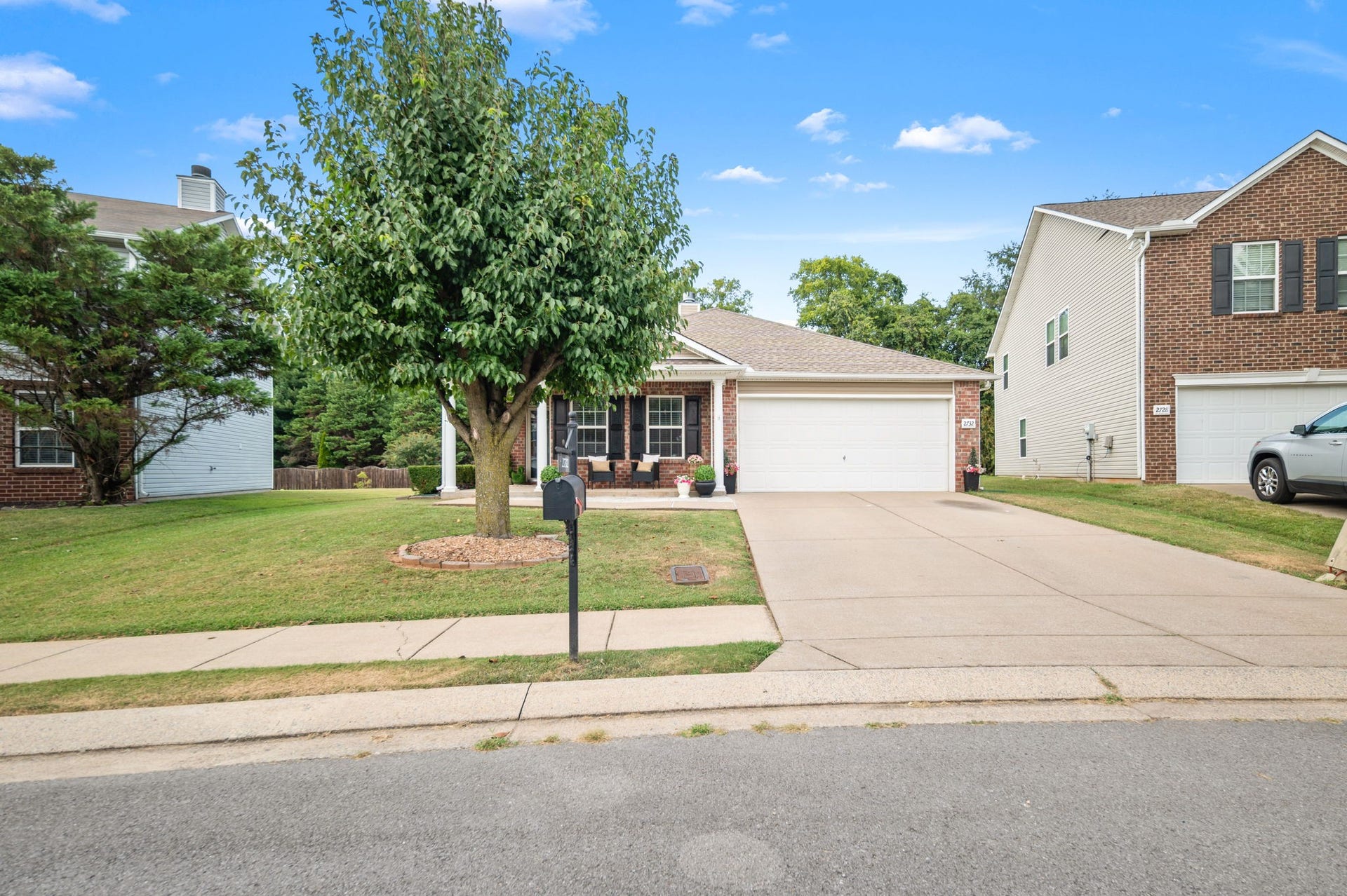 2732 Miranda Dr, Murfreesboro, TN 37128 2732 Miranda Dr, Murfreesboro, TN 37128