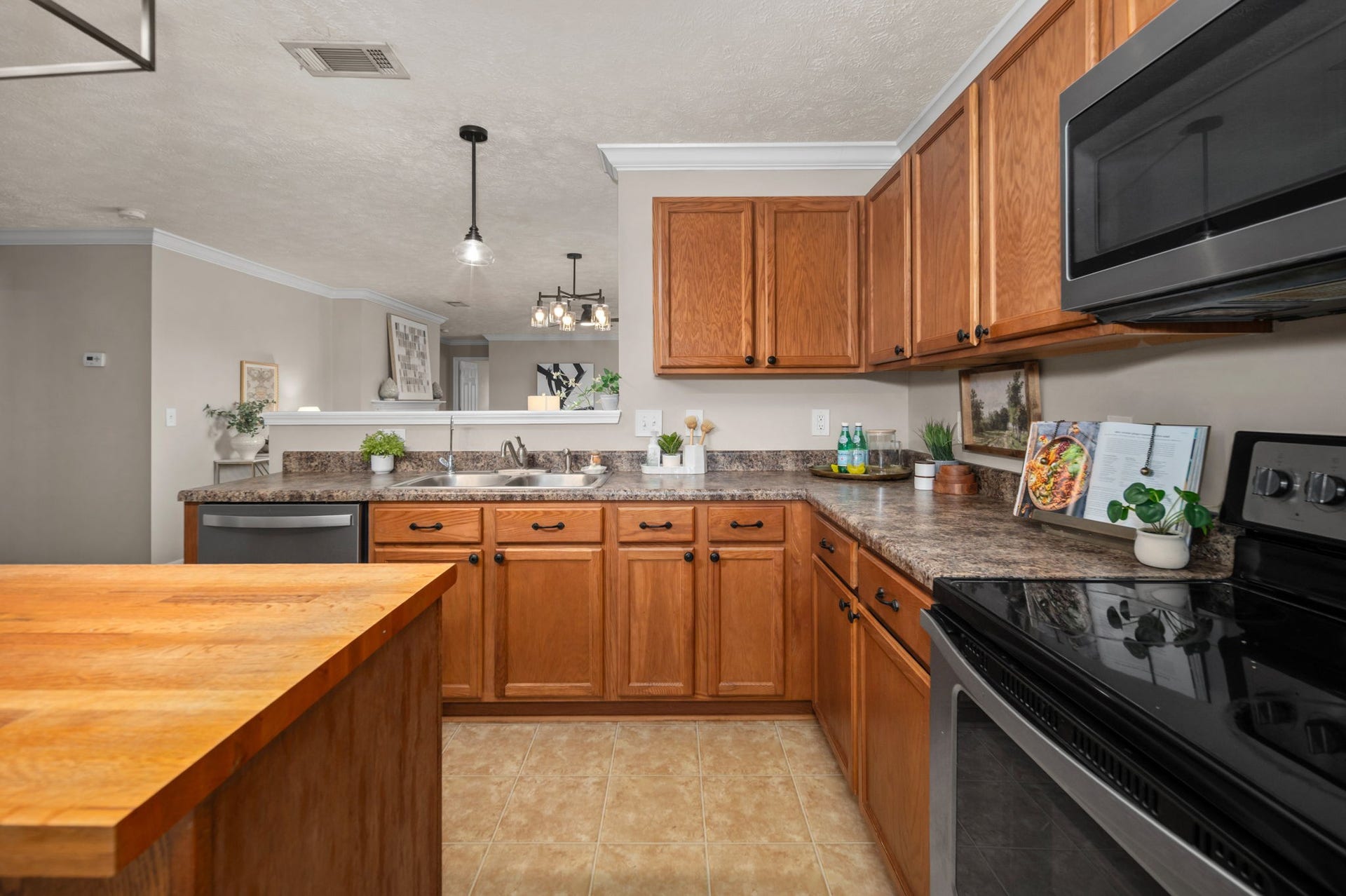 2732 Miranda Dr, Murfreesboro, TN 37128 2732 Miranda Dr, Murfreesboro, TN 37128
