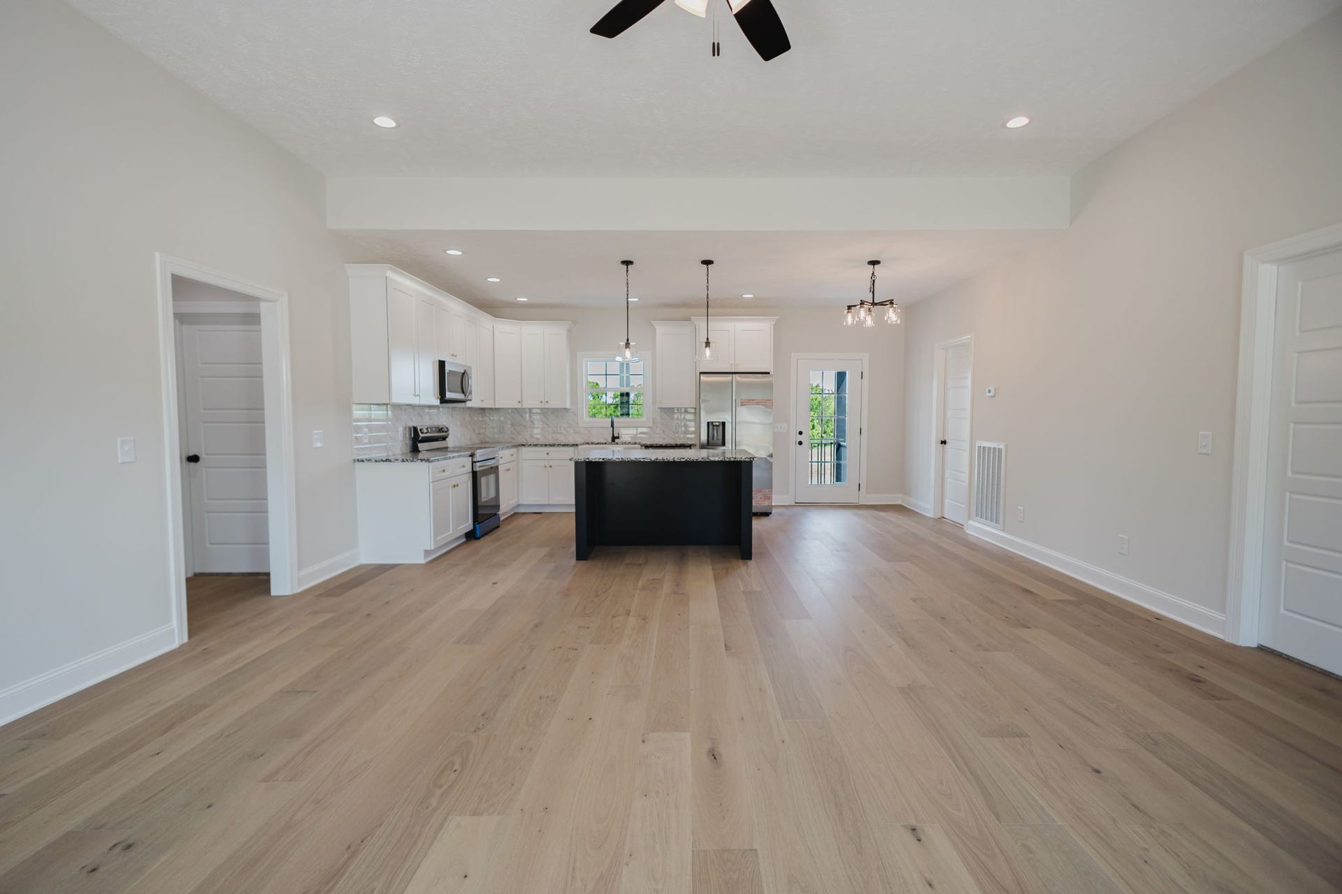 850 Lower Halls Mill, Shelbyville, TN 37160 850 Lower Halls Mill, Shelbyville, TN 37160