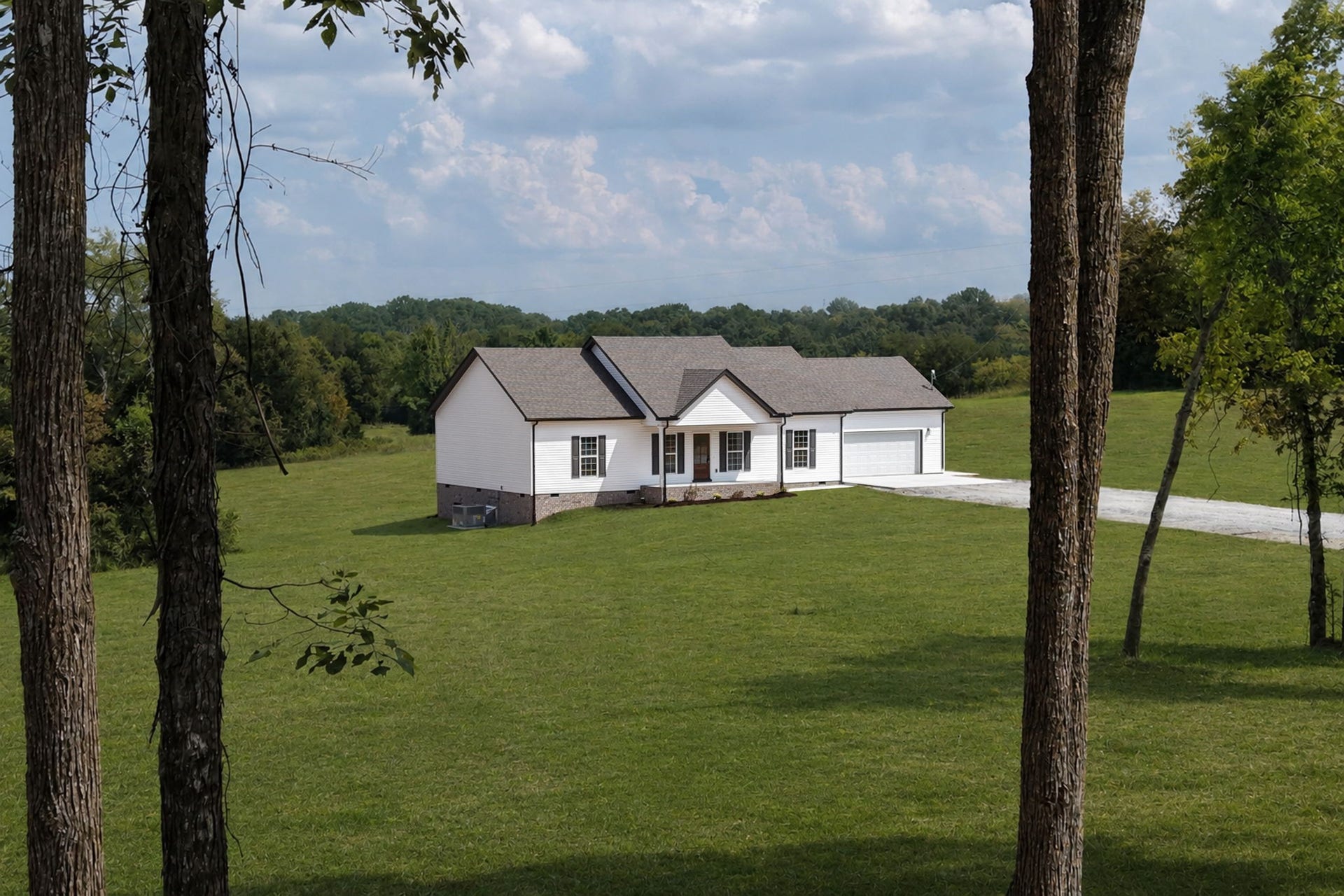 850 Lower Halls Mill, Shelbyville, TN 37160 850 Lower Halls Mill, Shelbyville, TN 37160