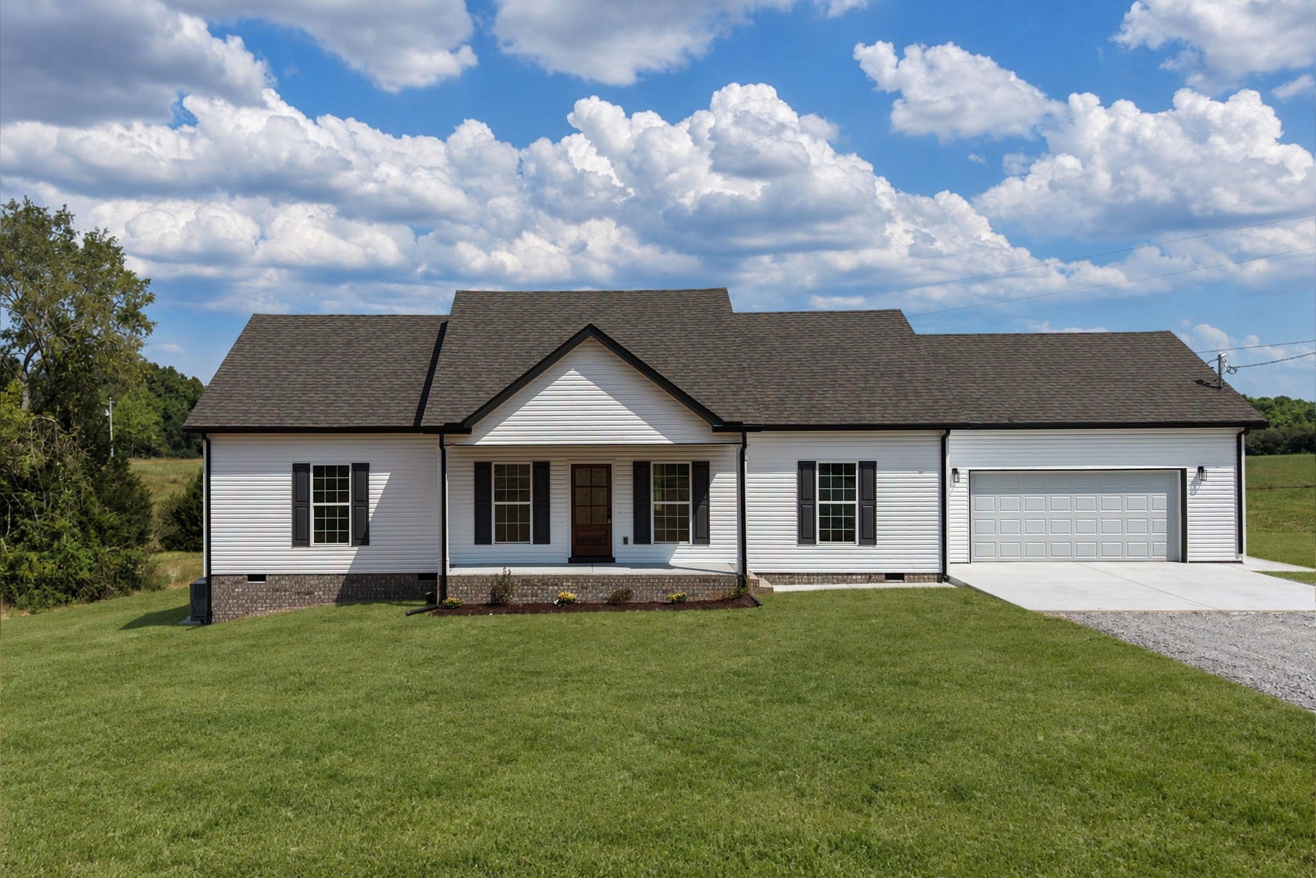 850 Lower Halls Mill, Shelbyville, TN 37160 **Yard greenery has been edited and enhanced for photos** Yard is straw and seeded