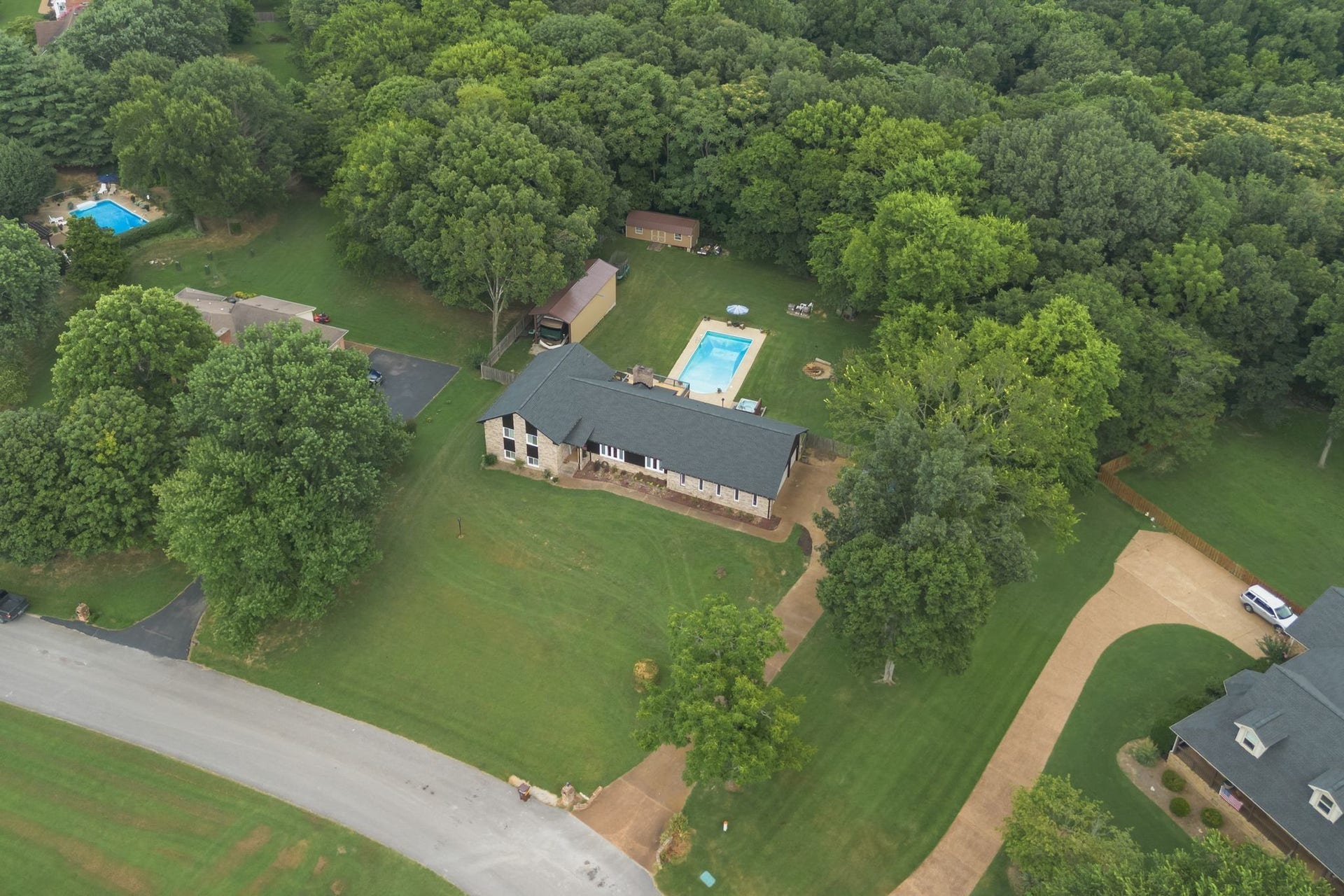 1025 Claremont Dr, Columbia, TN 38401 1025 Claremont Dr, Columbia, TN 38401