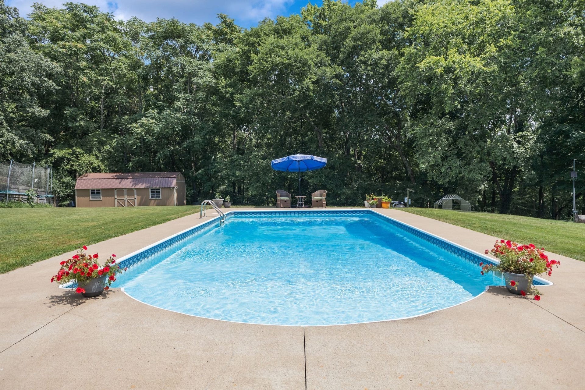 1025 Claremont Dr, Columbia, TN 38401 1025 Claremont Dr, Columbia, TN 38401