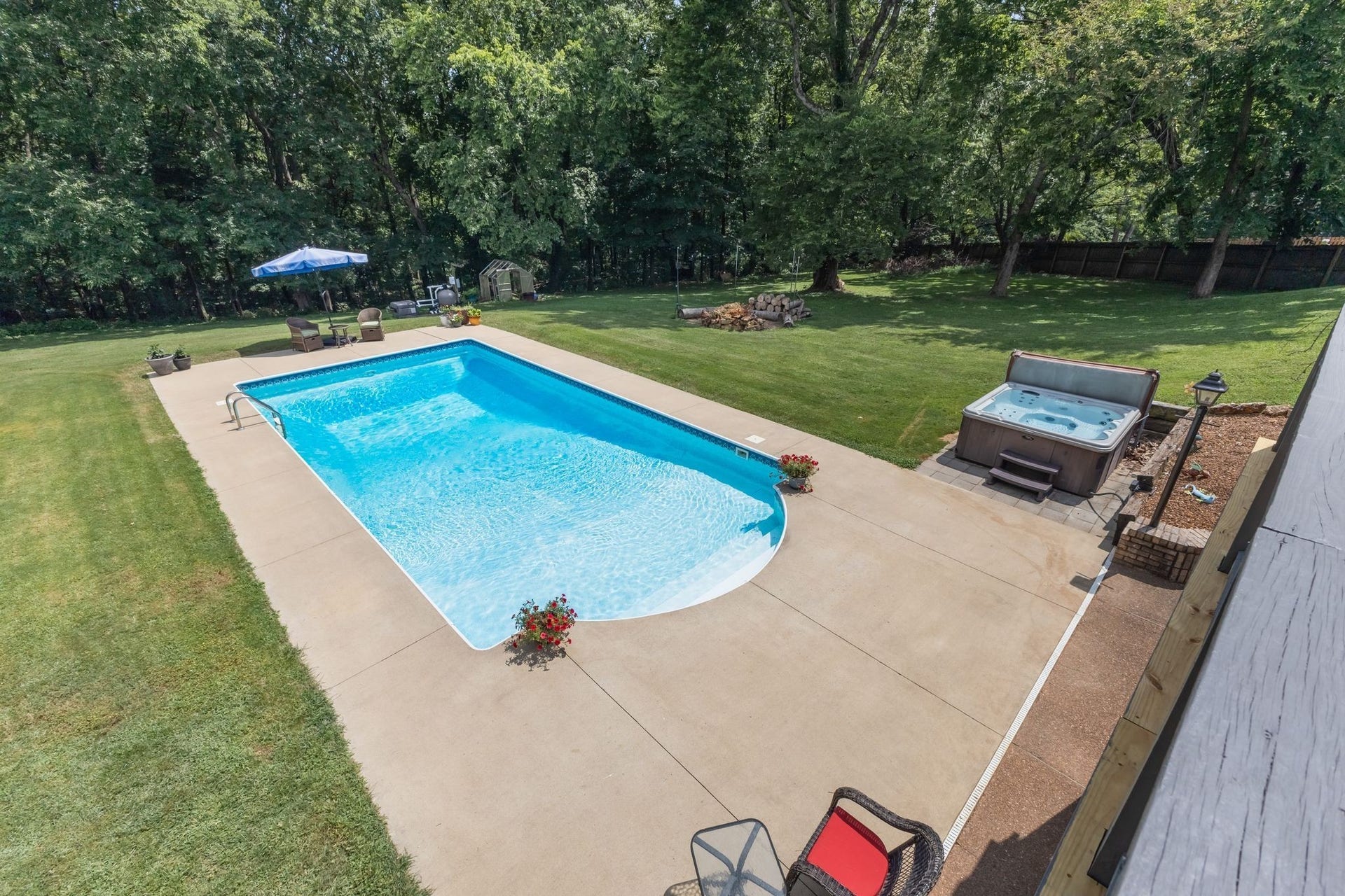1025 Claremont Dr, Columbia, TN 38401 1025 Claremont Dr, Columbia, TN 38401