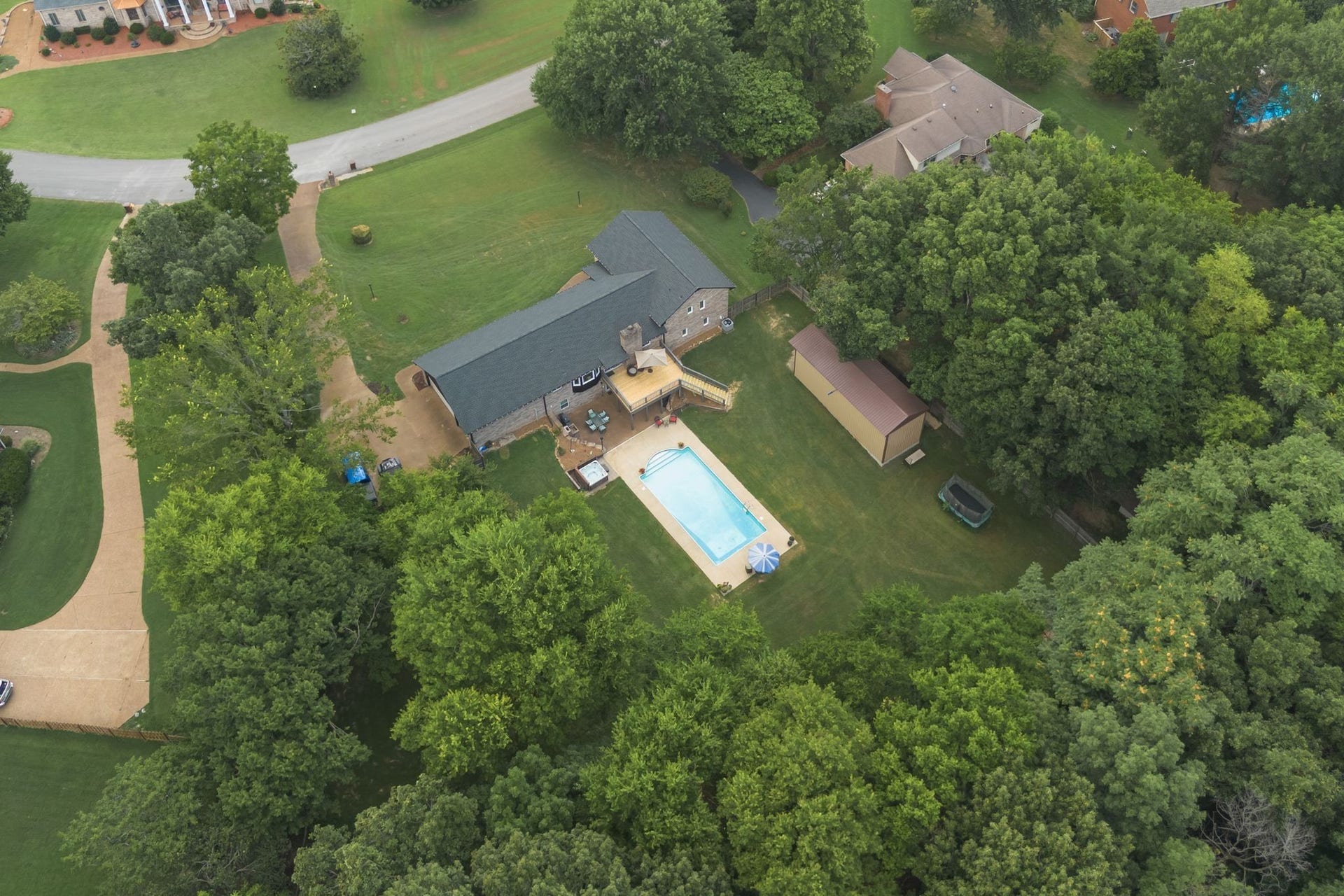 1025 Claremont Dr, Columbia, TN 38401 1025 Claremont Dr, Columbia, TN 38401