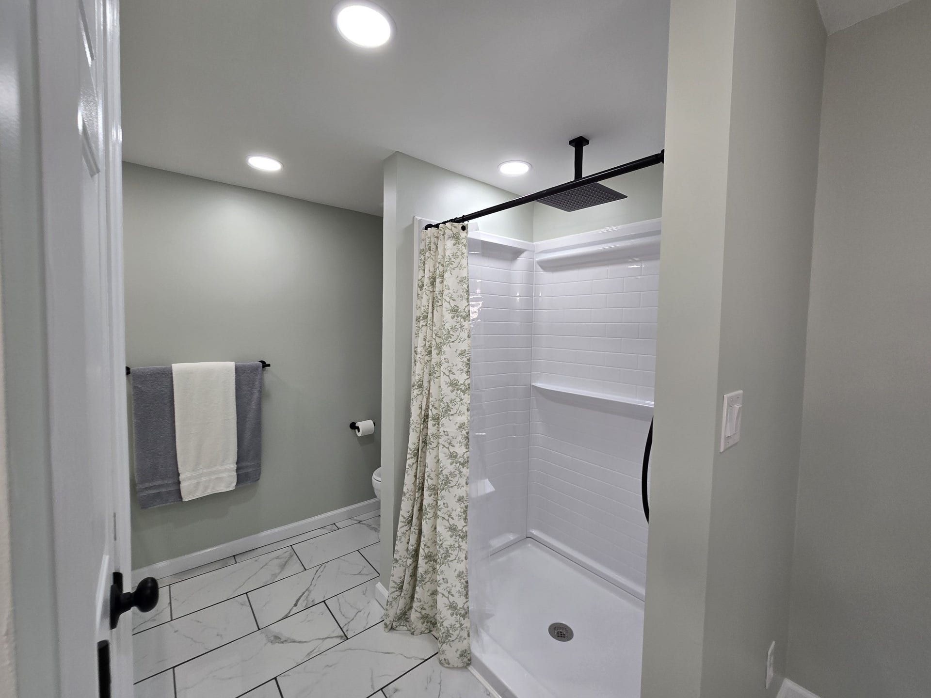 1025 Claremont Dr, Columbia, TN 38401 1025 Claremont Dr, Columbia, TN 38401