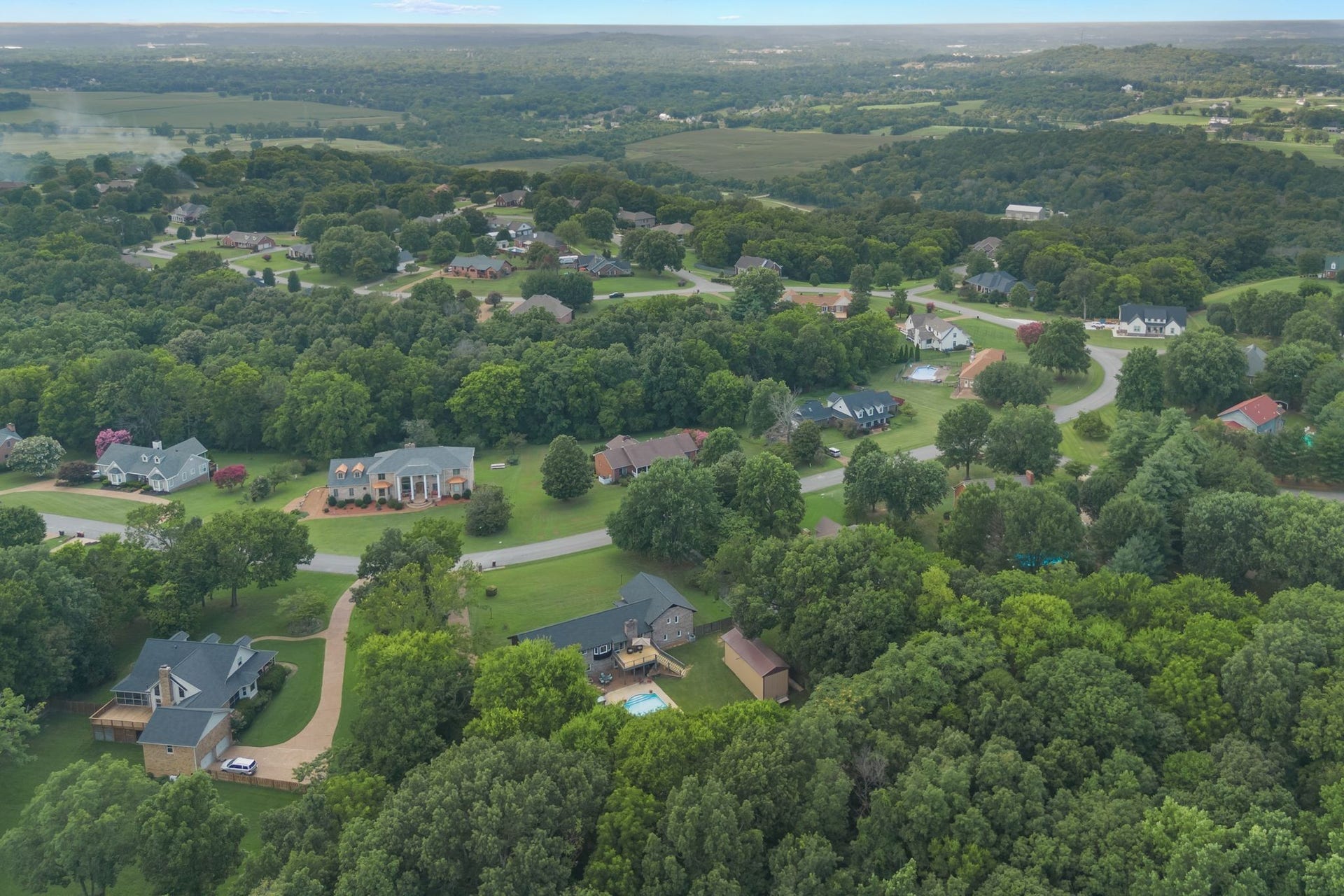 1025 Claremont Dr, Columbia, TN 38401 1025 Claremont Dr, Columbia, TN 38401