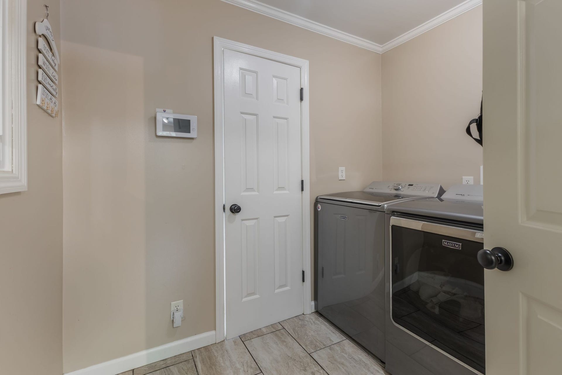1025 Claremont Dr, Columbia, TN 38401 1025 Claremont Dr, Columbia, TN 38401