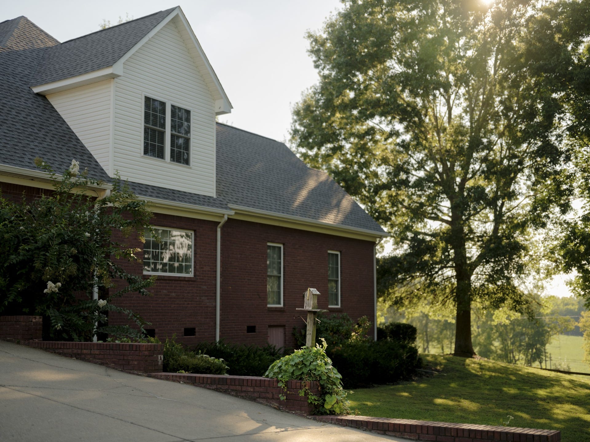 8005 Dry Creek Rd, Mount Pleasant, TN 38474 8005 Dry Creek Rd, Mount Pleasant, TN 38474