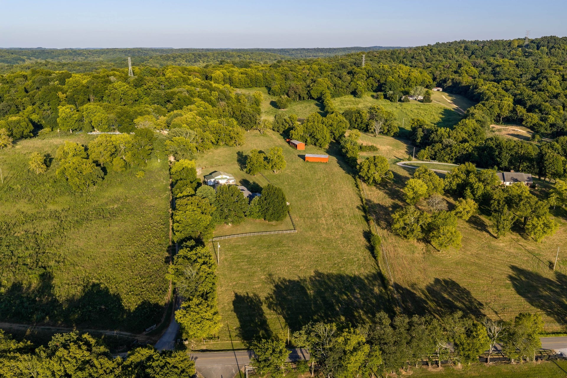 8005 Dry Creek Rd, Mount Pleasant, TN 38474 8005 Dry Creek Rd, Mount Pleasant, TN 38474