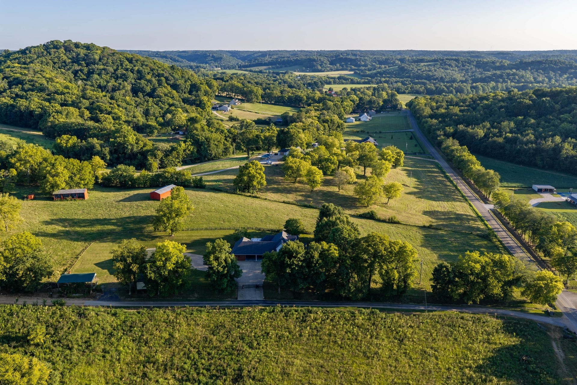 8005 Dry Creek Rd, Mount Pleasant, TN 38474 8005 Dry Creek Rd, Mount Pleasant, TN 38474