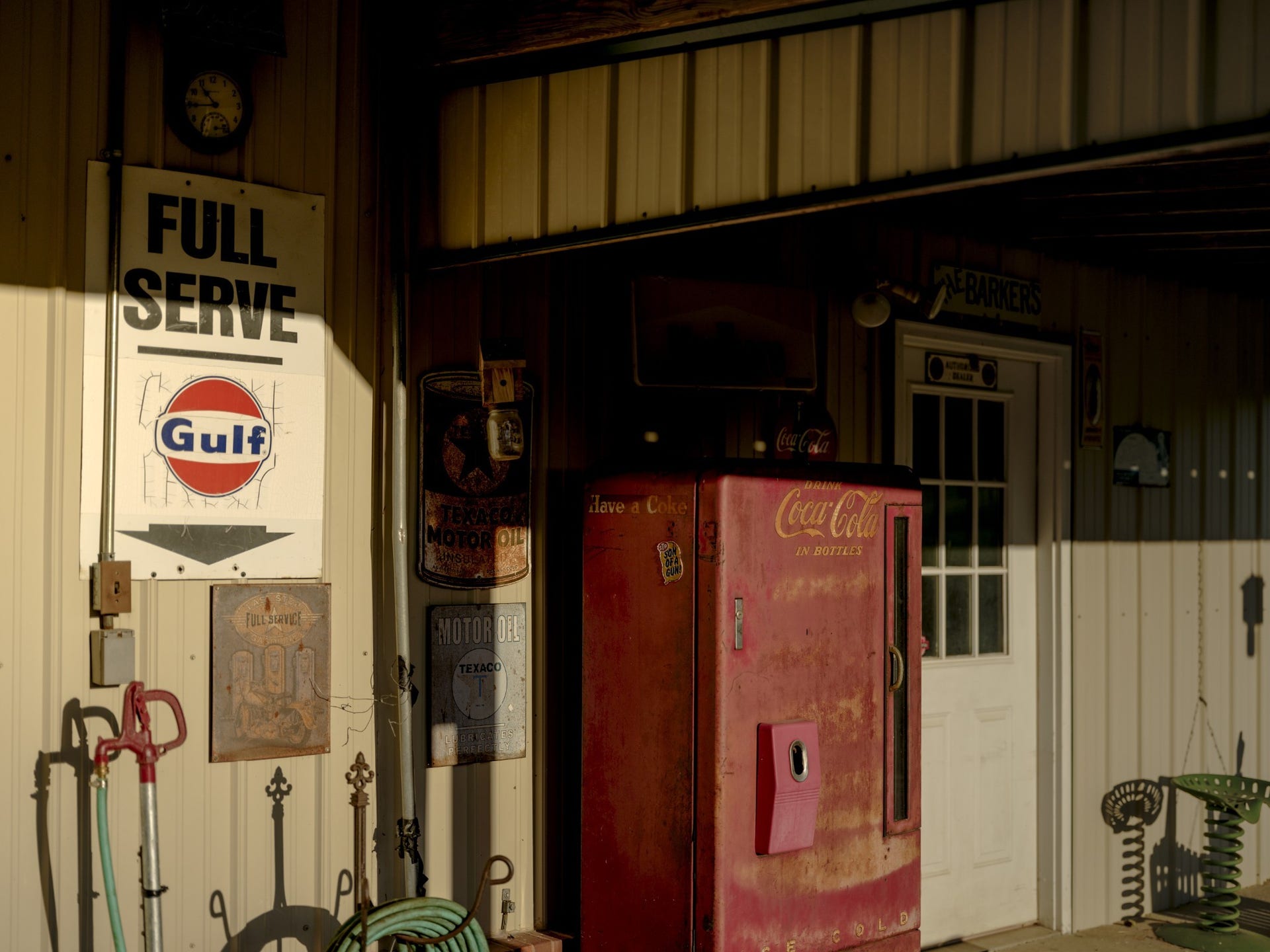 8005 Dry Creek Rd, Mount Pleasant, TN 38474 8005 Dry Creek Rd, Mount Pleasant, TN 38474