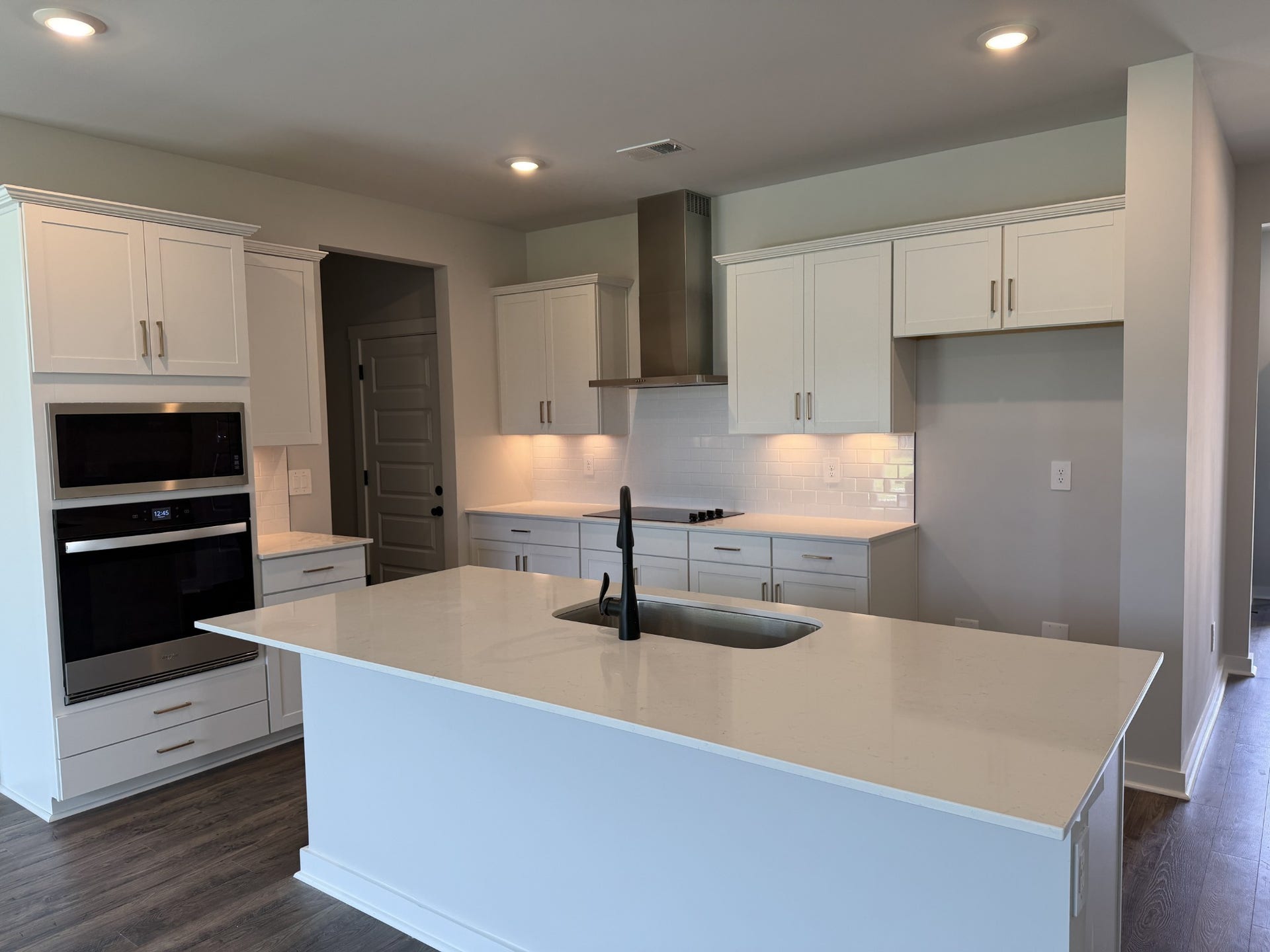 4308 Scarlet Ct, Columbia, TN 38401 4308 Scarlet Ct, Columbia, TN 38401