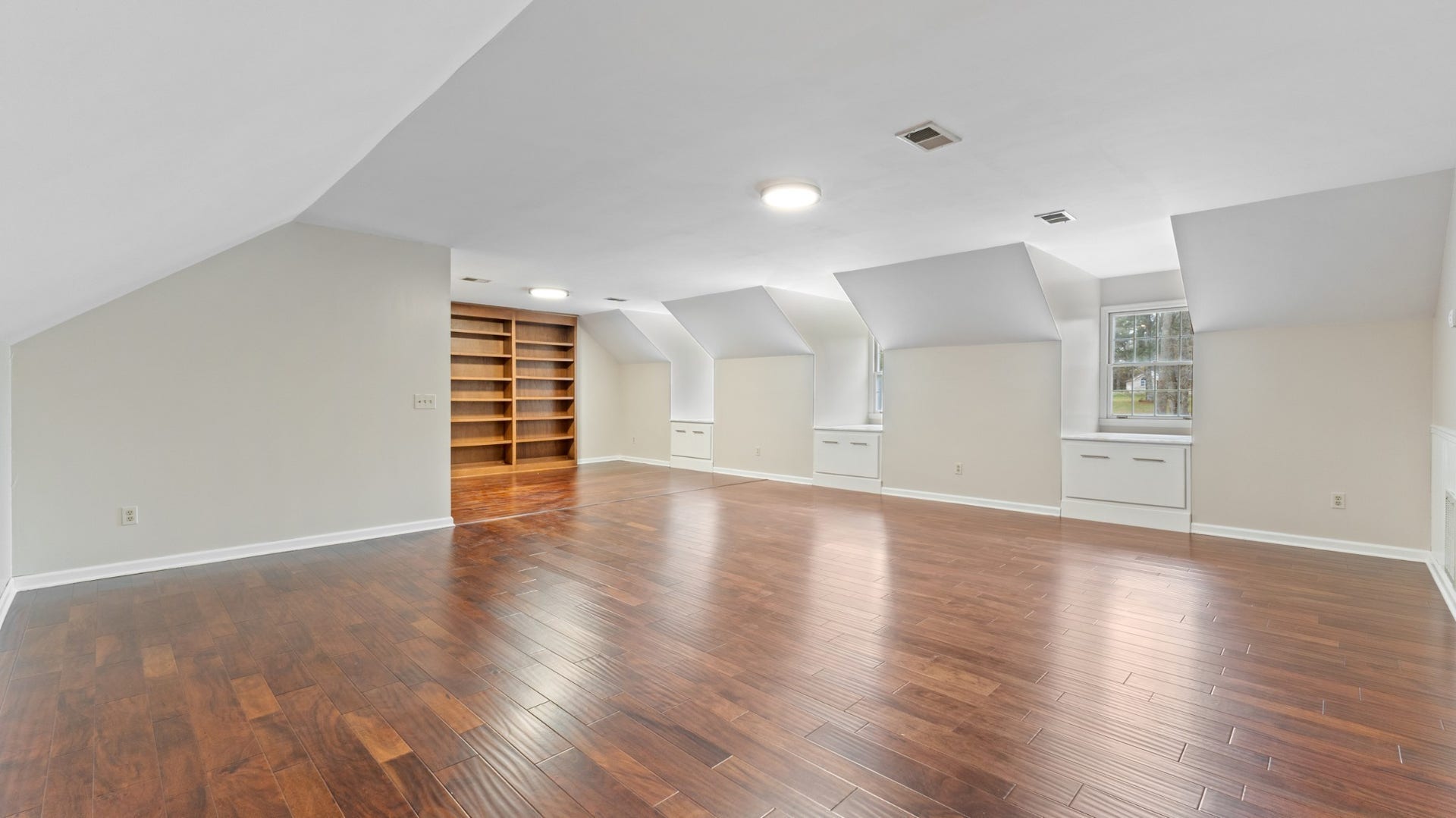 416 Powers Rd, Manchester, TN 37355 416 Powers Rd, Manchester, TN 37355