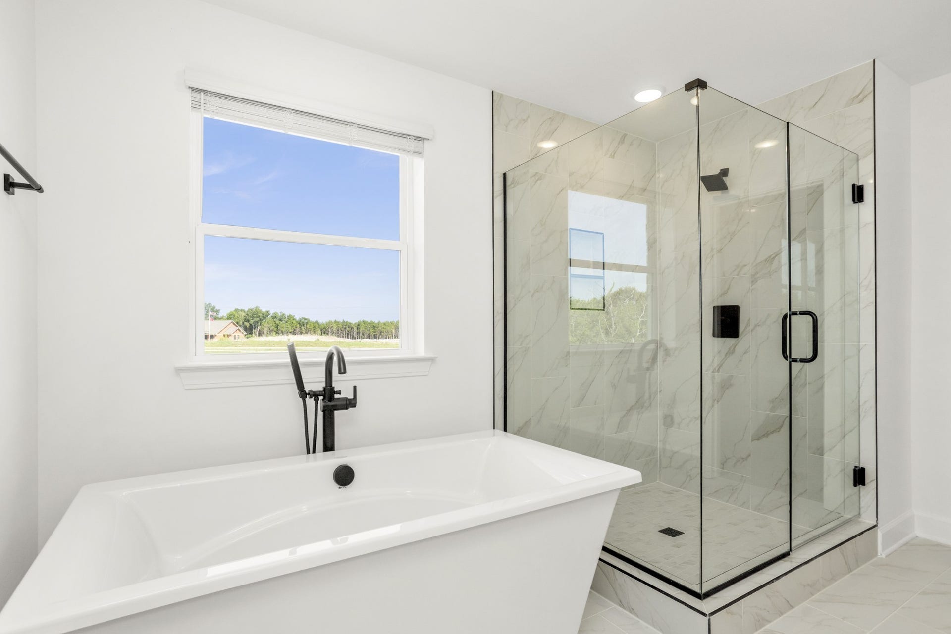 402 Downs Lane, Mount Juliet, TN 37122 Pictures are of previously completed home of the same floorplan. Options and features may vary. Blinds are not included but can be added.