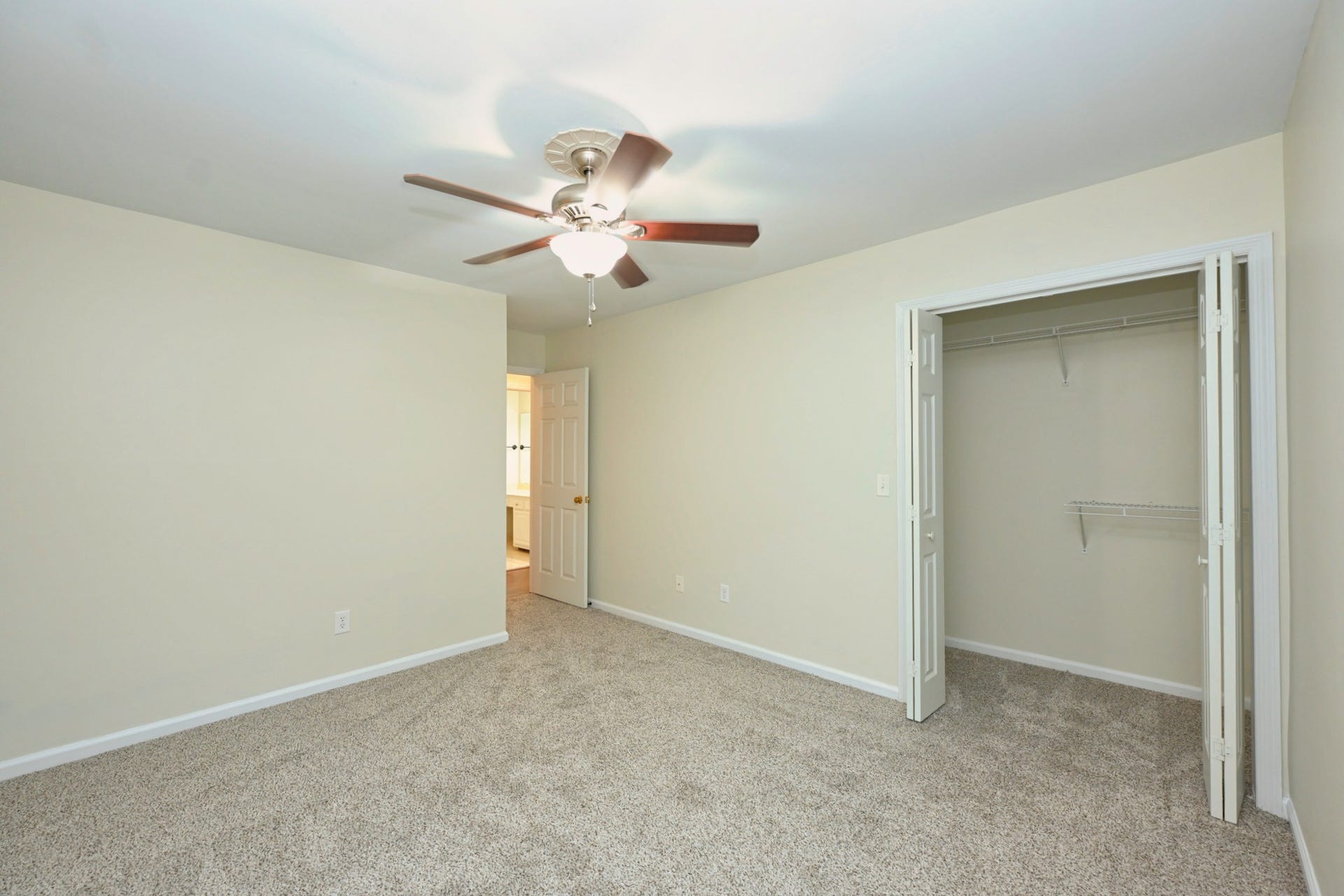 325 Autumn Chase Dr, Nashville, TN 37214 325 Autumn Chase Dr, Nashville, TN 37214