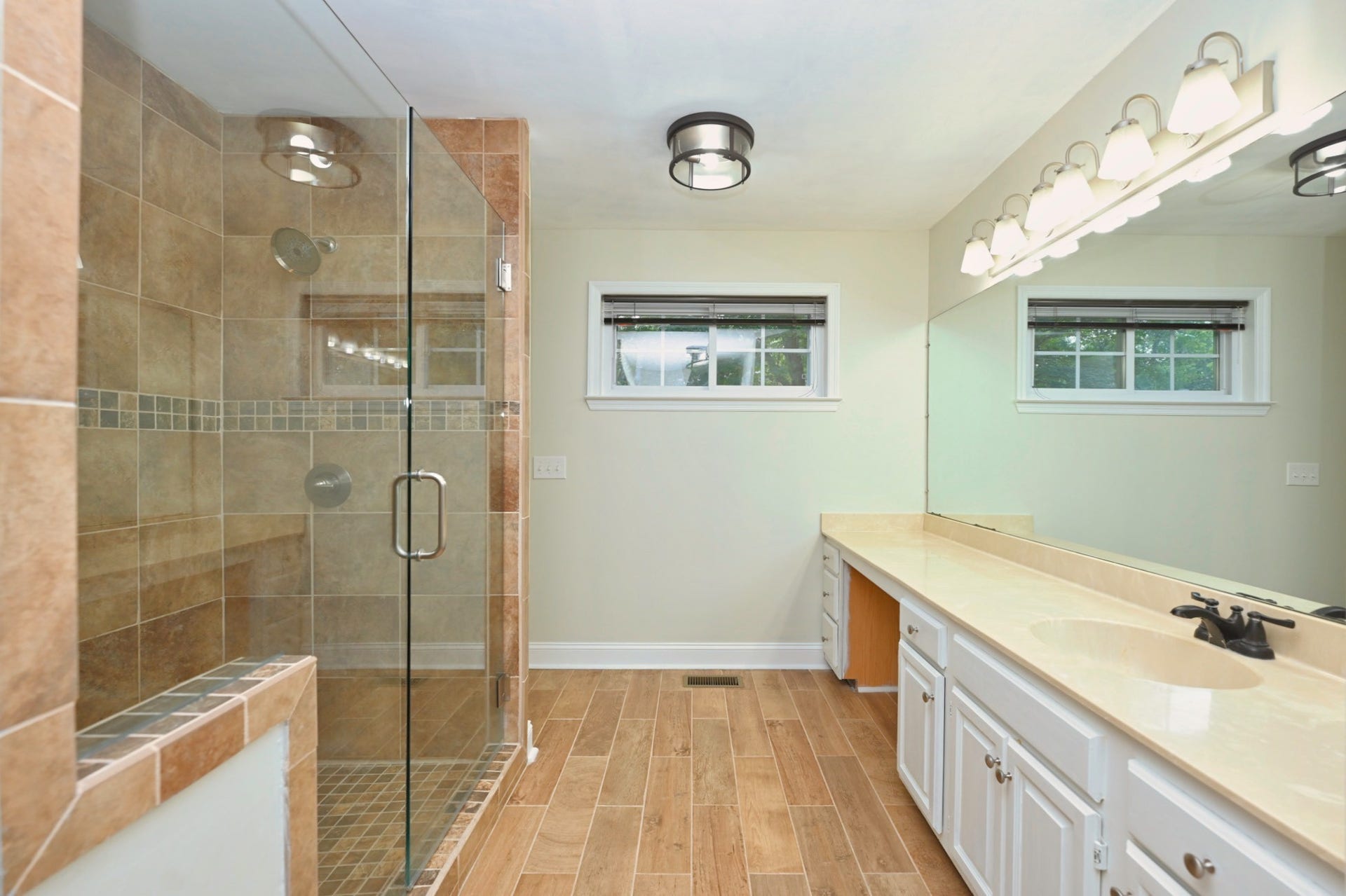 325 Autumn Chase Dr, Nashville, TN 37214 325 Autumn Chase Dr, Nashville, TN 37214