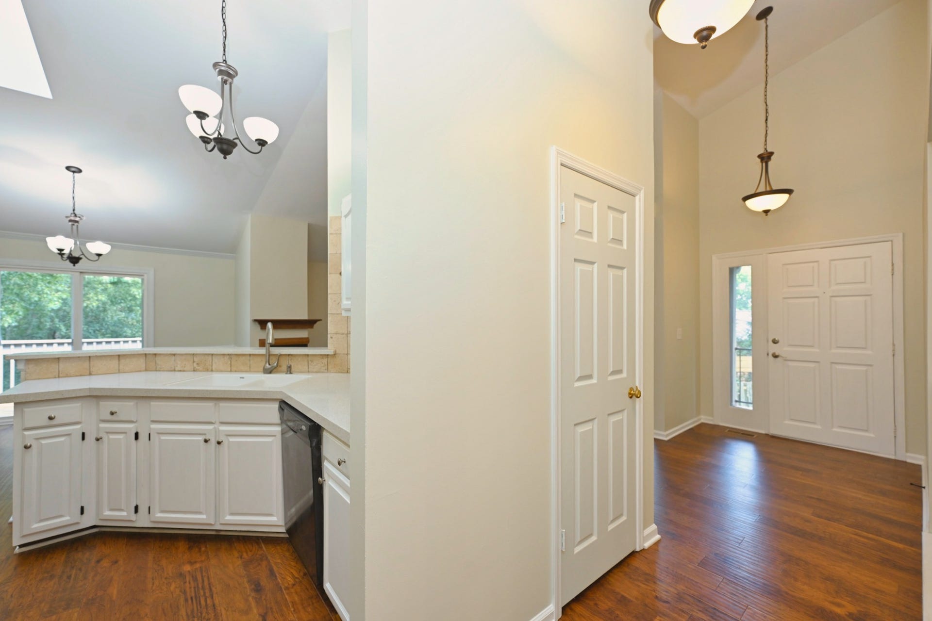 325 Autumn Chase Dr, Nashville, TN 37214 325 Autumn Chase Dr, Nashville, TN 37214