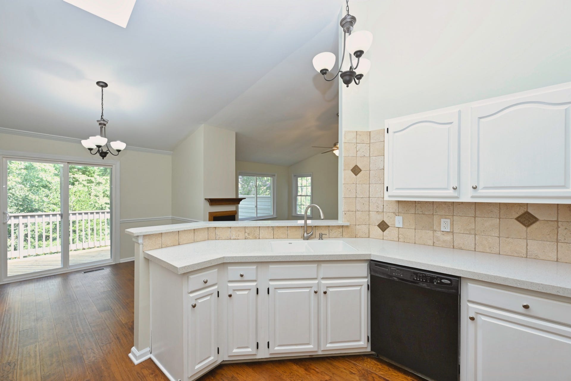 325 Autumn Chase Dr, Nashville, TN 37214 325 Autumn Chase Dr, Nashville, TN 37214