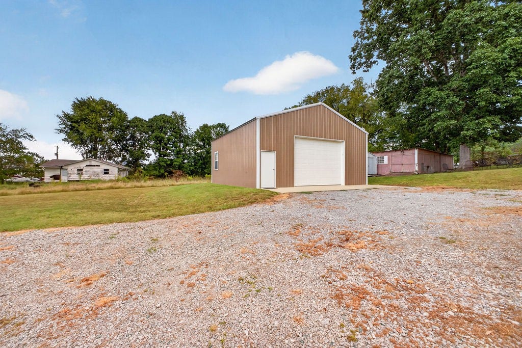 8659 Dog Branch Rd, Mount Pleasant, TN 38474 8659 Dog Branch Rd, Mount Pleasant, TN 38474