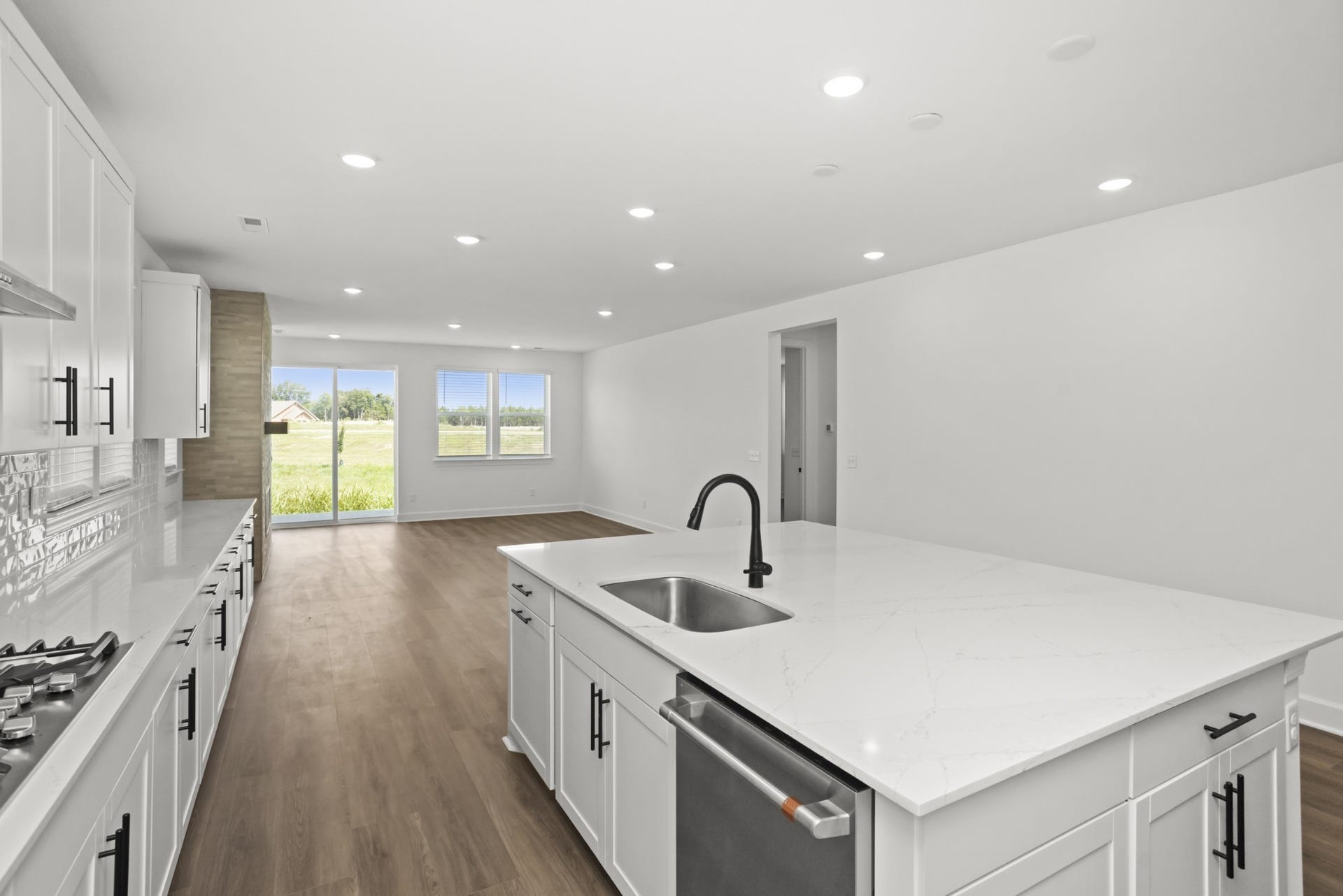 406 Downs Lane, Mount Juliet, TN 37122 406 Downs Lane, Mount Juliet, TN 37122