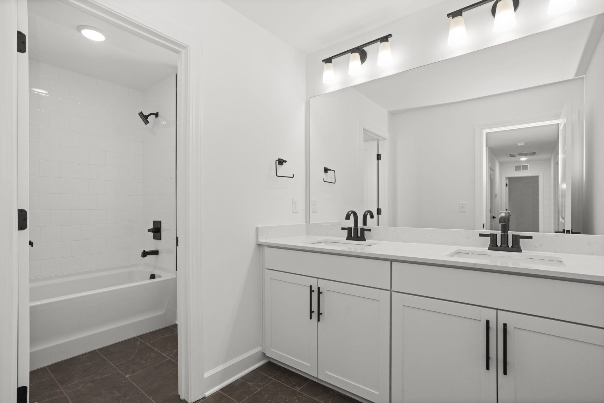 406 Downs Lane, Mount Juliet, TN 37122 406 Downs Lane, Mount Juliet, TN 37122