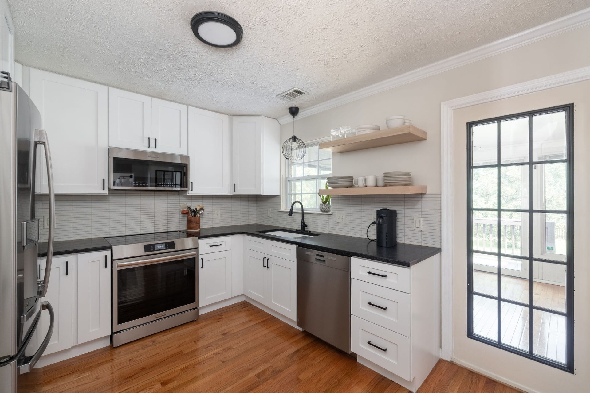 2904 River Bend Dr, Nashville, TN 37214 2904 River Bend Dr, Nashville, TN 37214