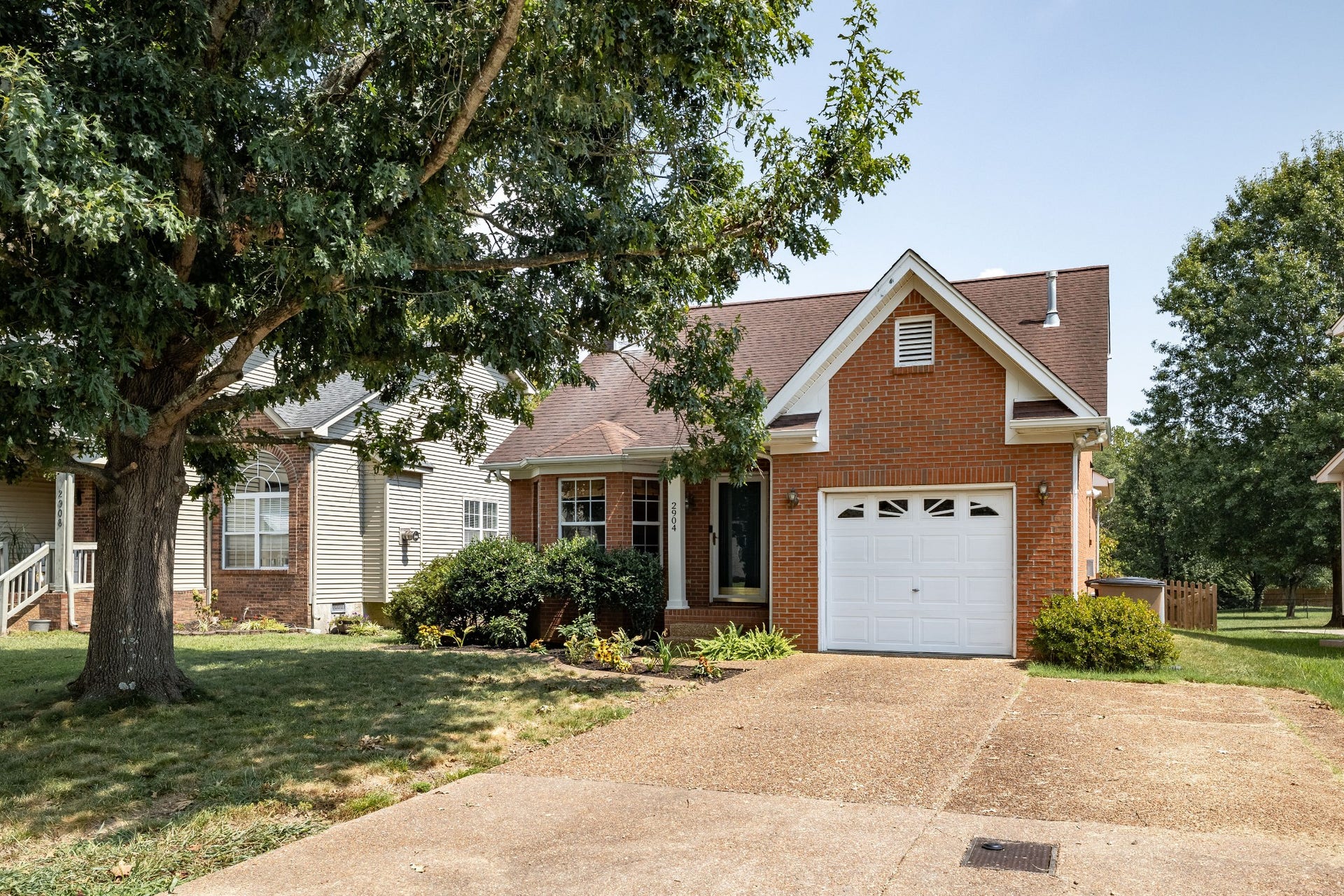 2904 River Bend Dr, Nashville, TN 37214 2904 River Bend Dr, Nashville, TN 37214